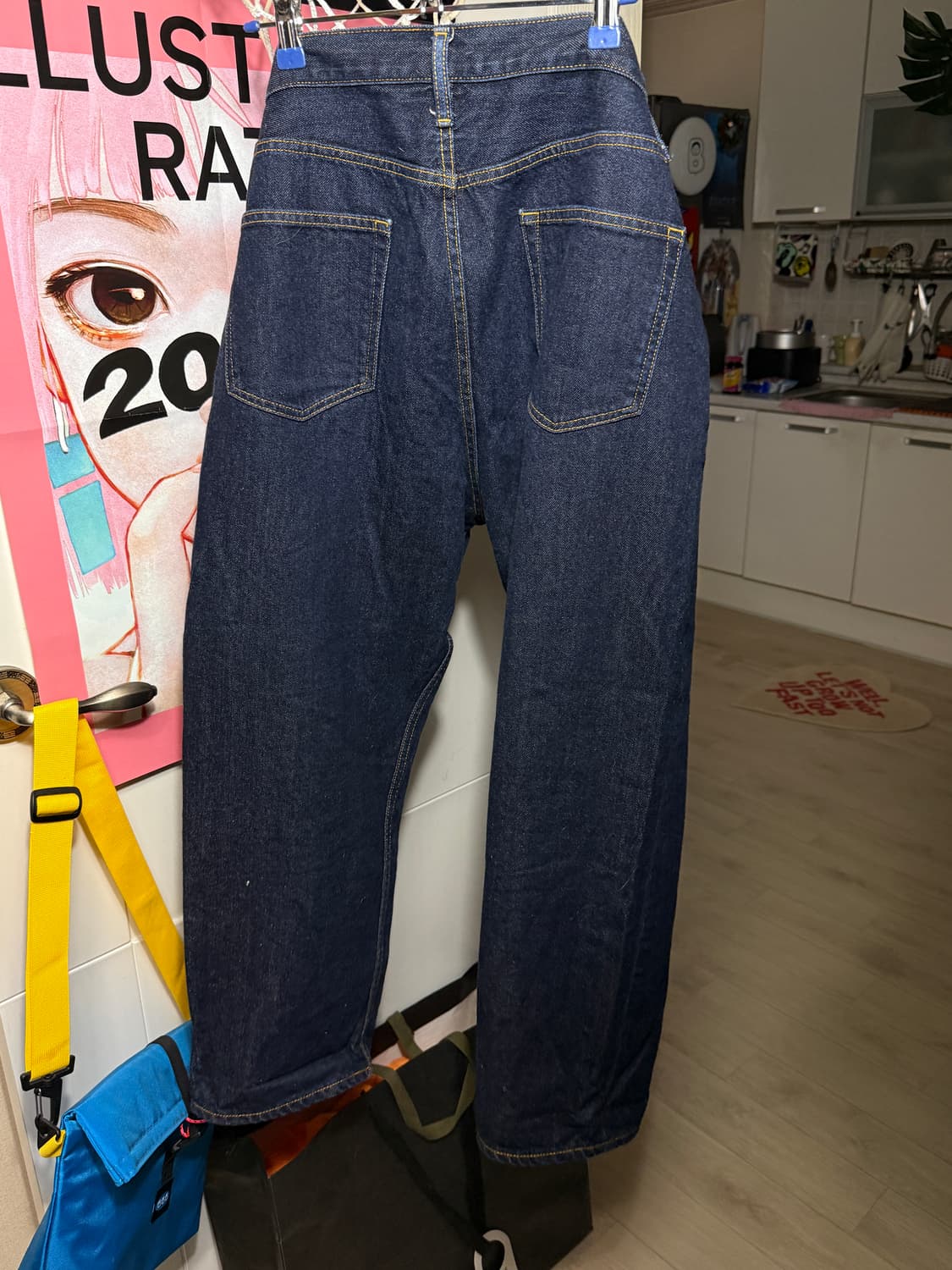 일본에서 구매한 GU 테이퍼드 와이드핏 청바지 (진청) 입니다 상품이미지2