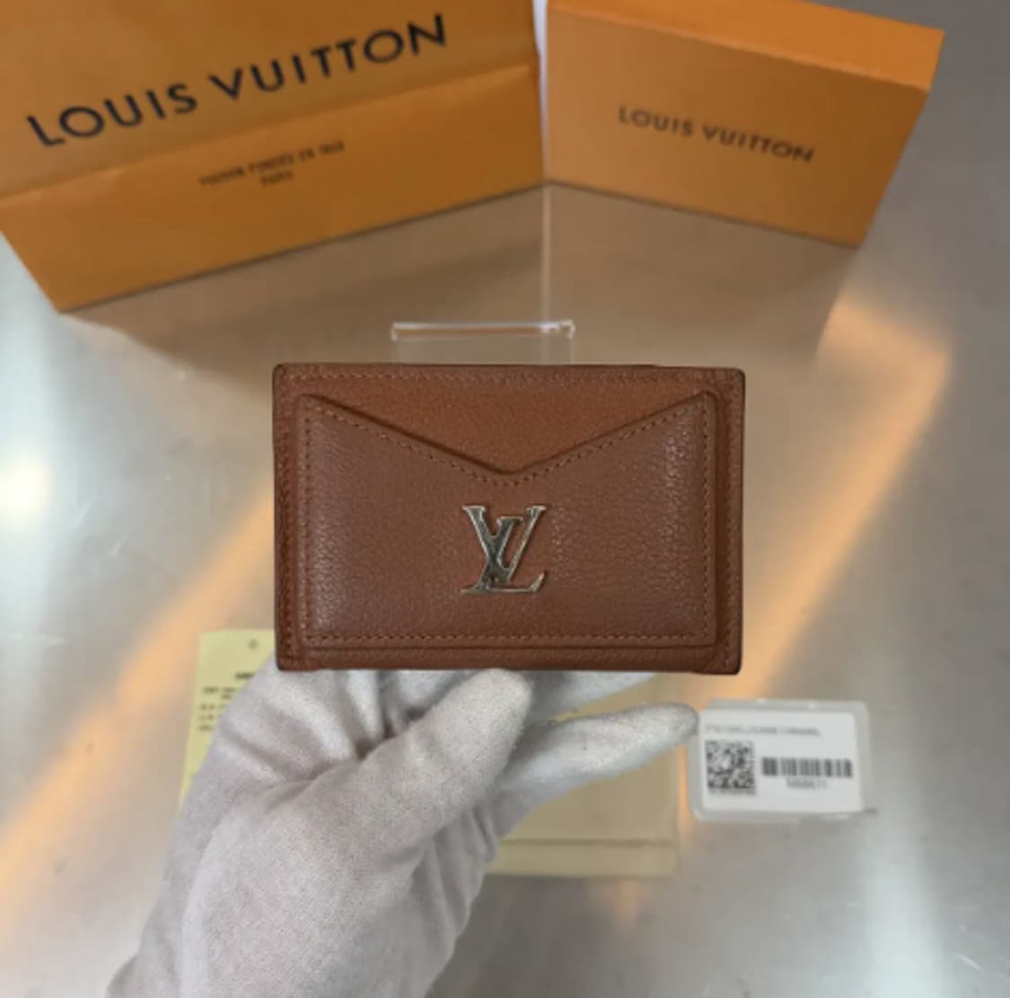 정품] 루이비통 LV 메탈 로고 포켓 오거나이저 카드지갑 브라운 상품이미지1