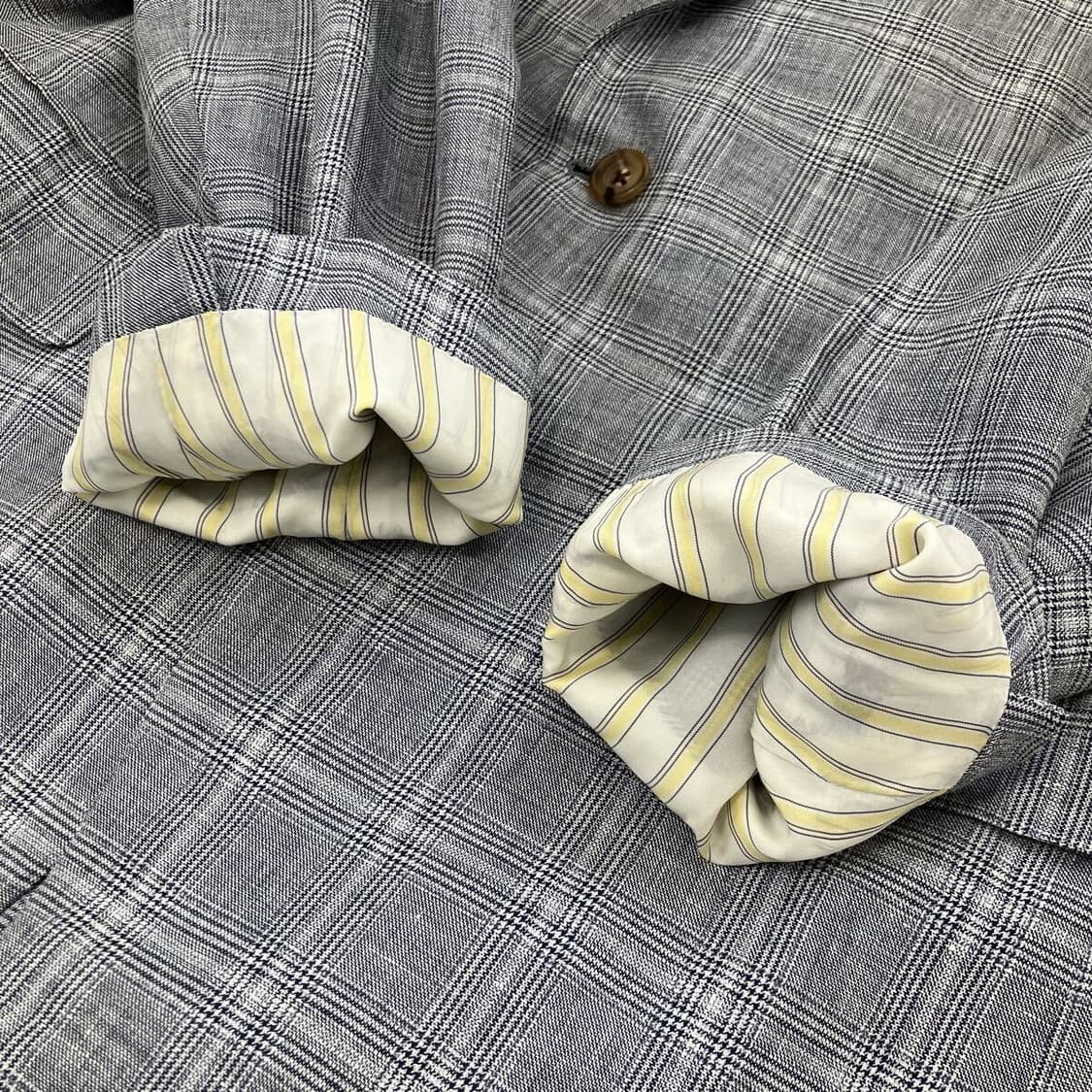 [택포] 아쿠아스큐텀 울 실크 린넨 체크 패턴 남성 자켓 상품이미지6