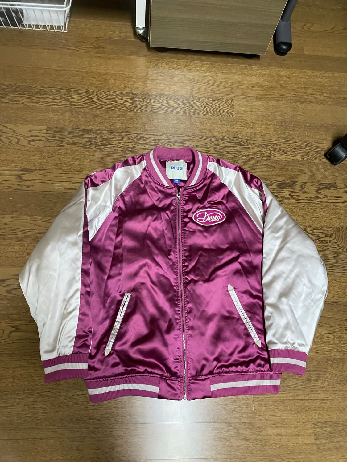 데우스 리미널 봄버 사틴 자켓 핑크 xl 상품이미지1