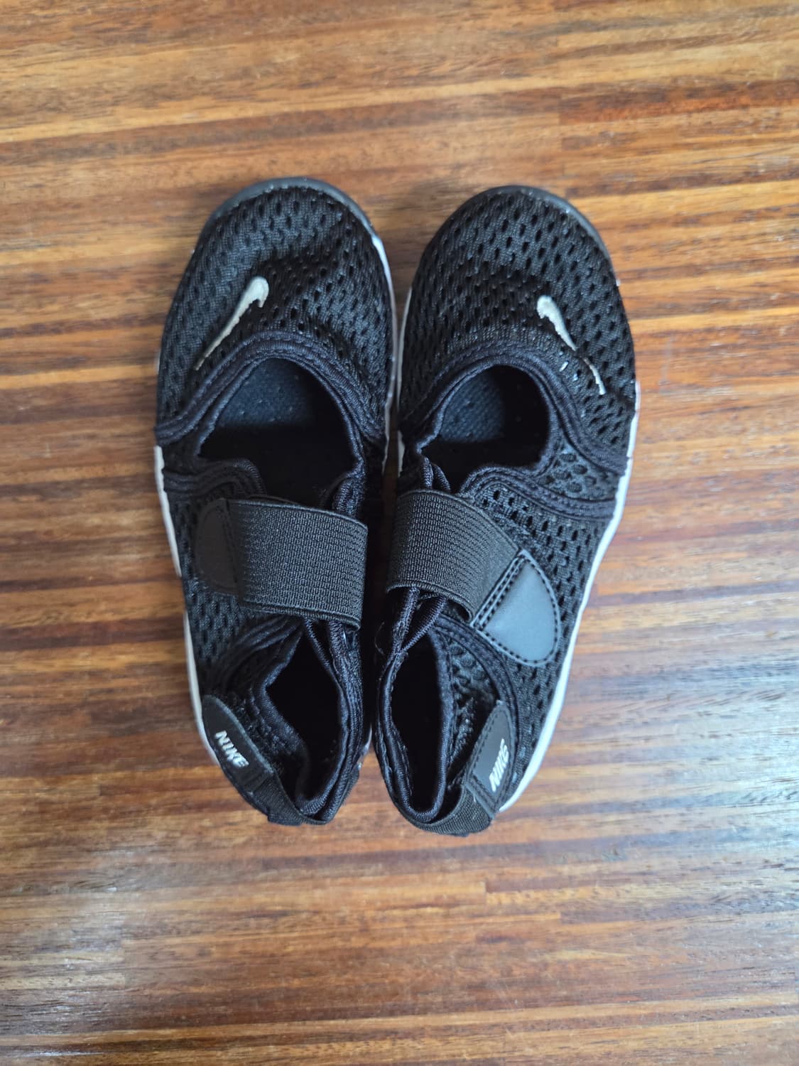 나이키 에어리프트 블랙 160 상품이미지1