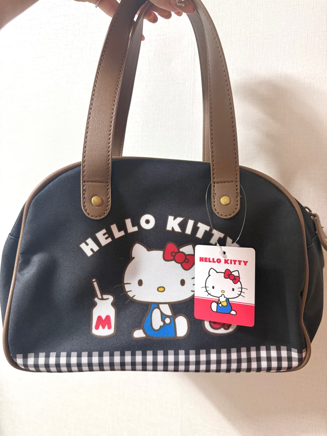 산리오 헬로키티 블랙 도트백 가방 상품이미지1