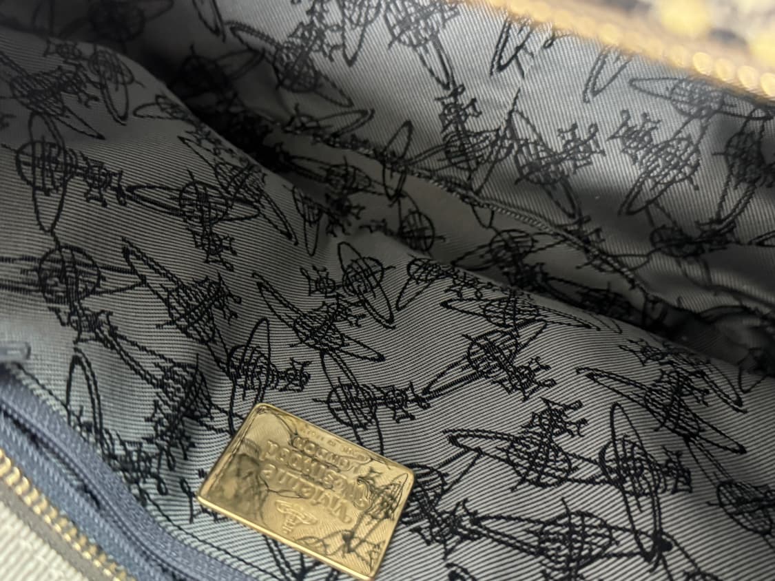 비비안웨스트우드 하트 타탄 체크 야스민백 상품이미지4