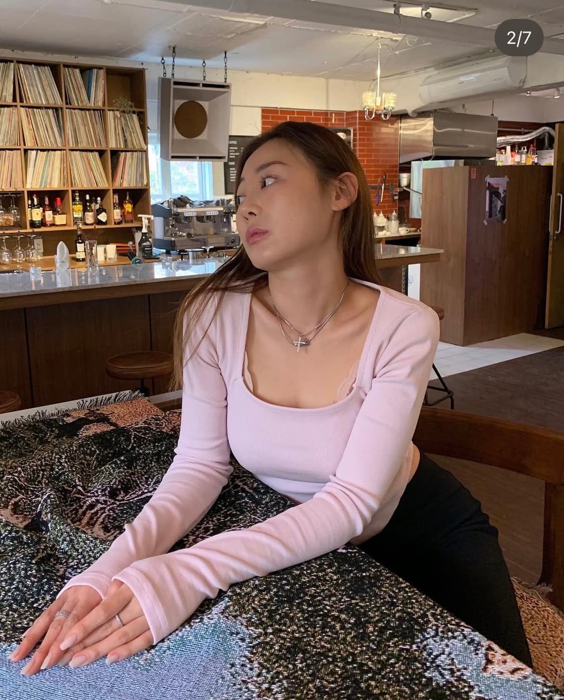 탠저 Tanger SIDE SLIT TOP NAVY 상품이미지4