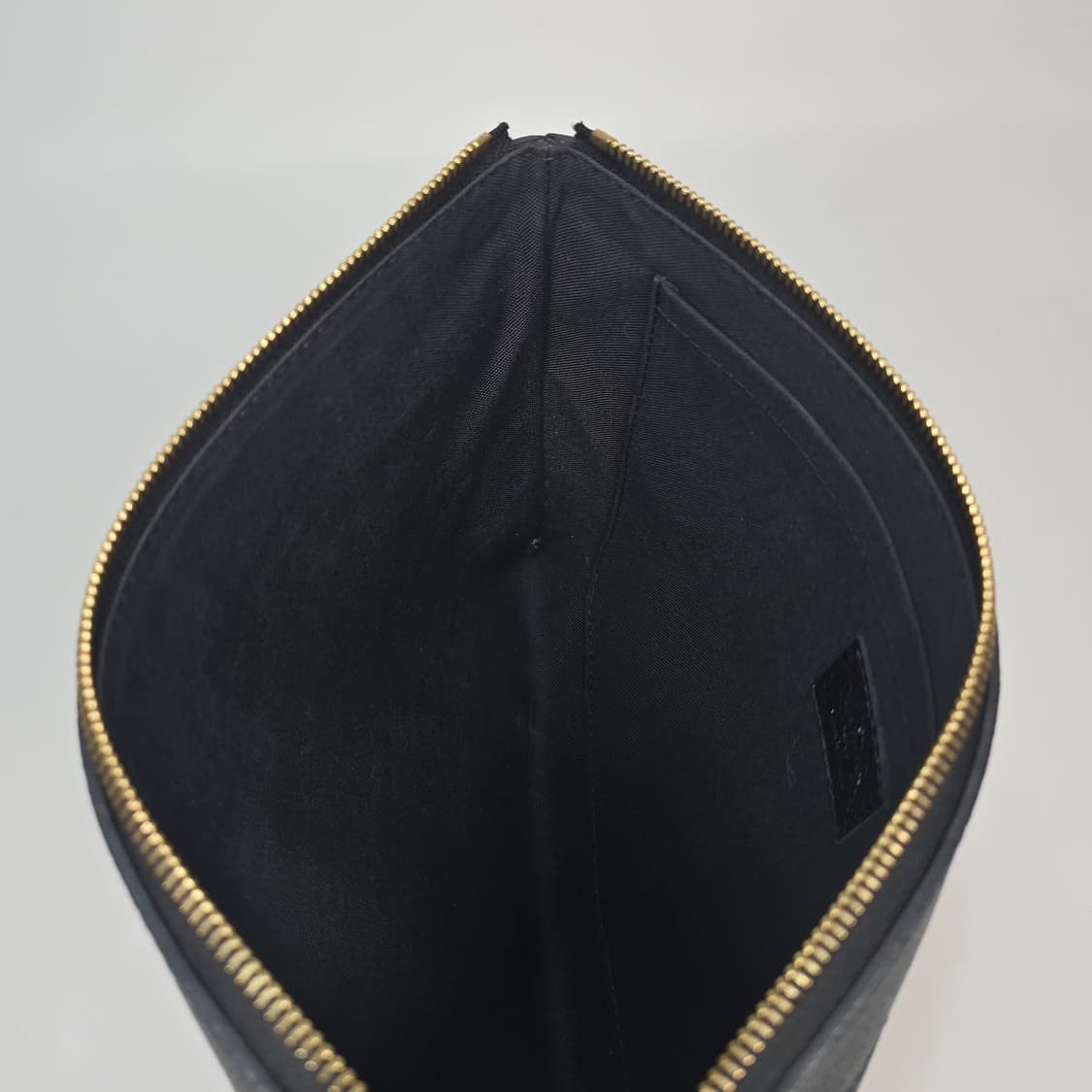 루이비통 비이컬러 앙프렝뜨 클러치백 상품이미지9