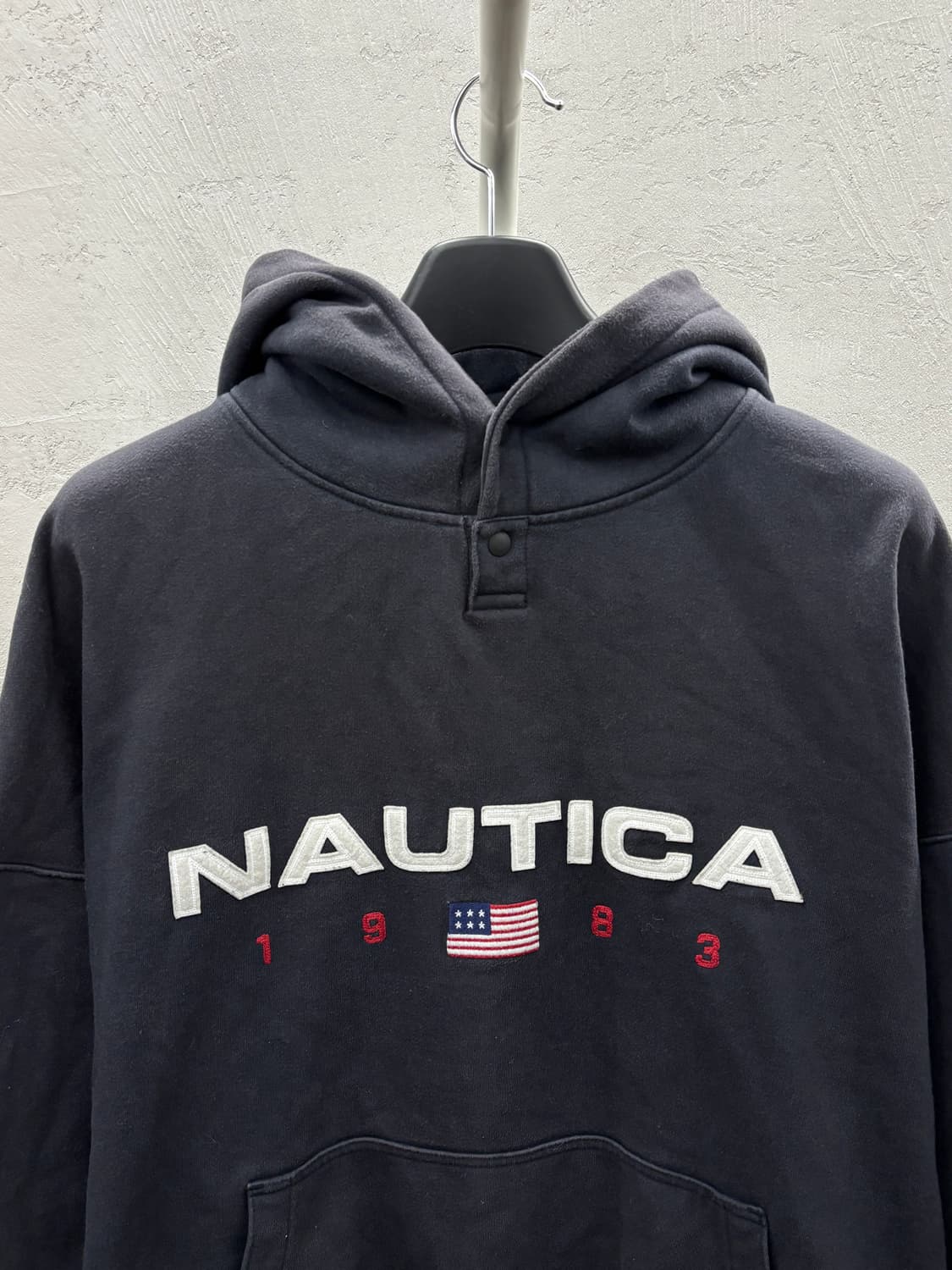 노티카 블랙 후드티 1983 XL 상품이미지3