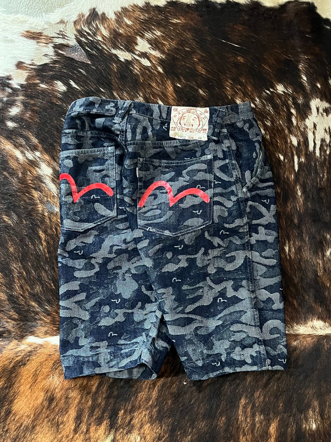 EVISU CAMOUFLAGE DENIM SHORTS 상품이미지3