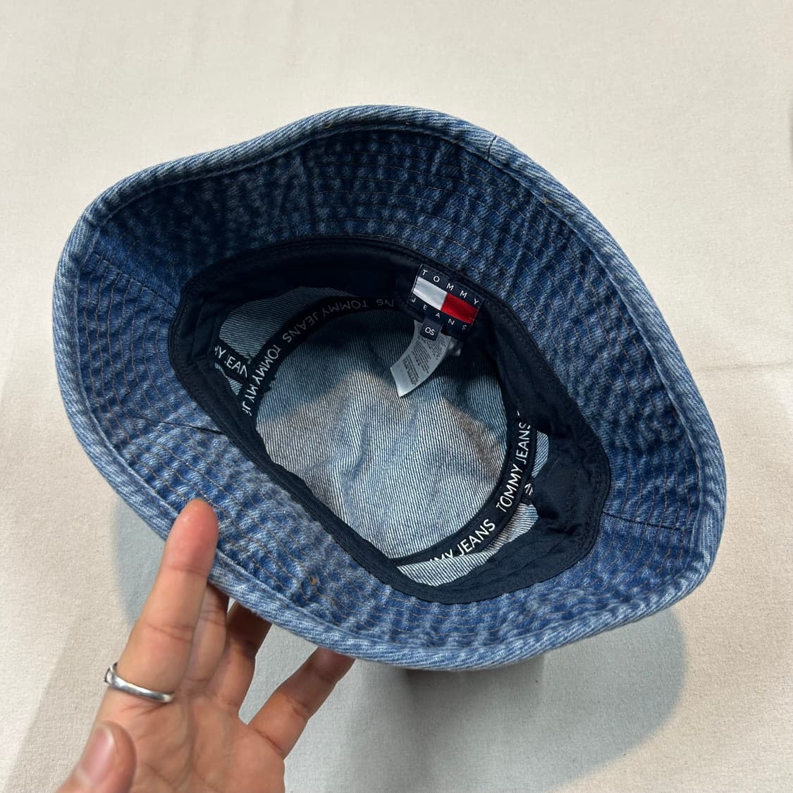 타미힐피거 청 데님 버킷햇 모자 상품이미지6