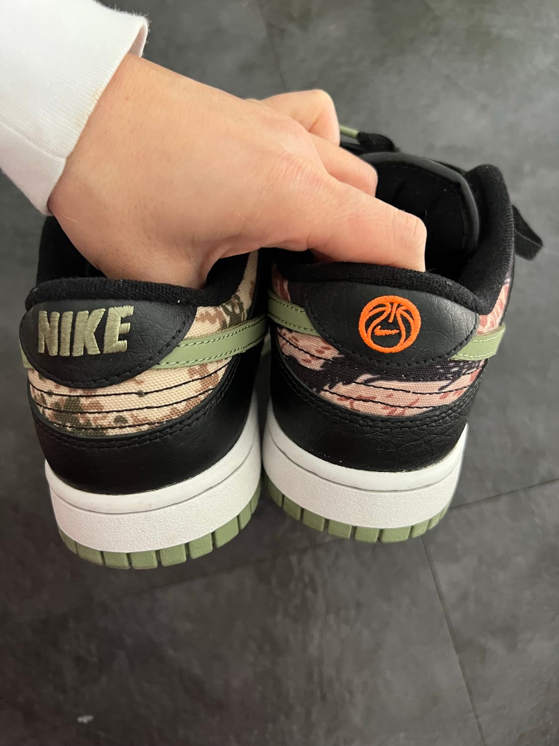 나이키 덩크 로우 SE 멀티카모 250 상품이미지4