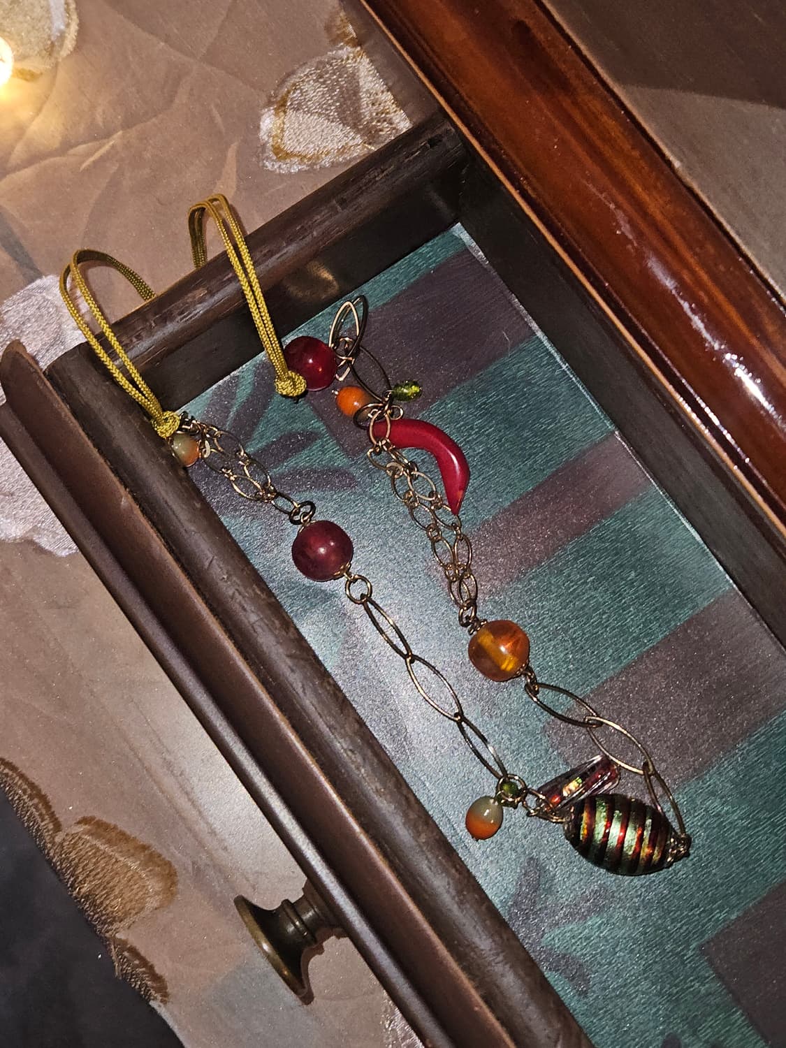 Vintage red&green necklace 상품이미지1