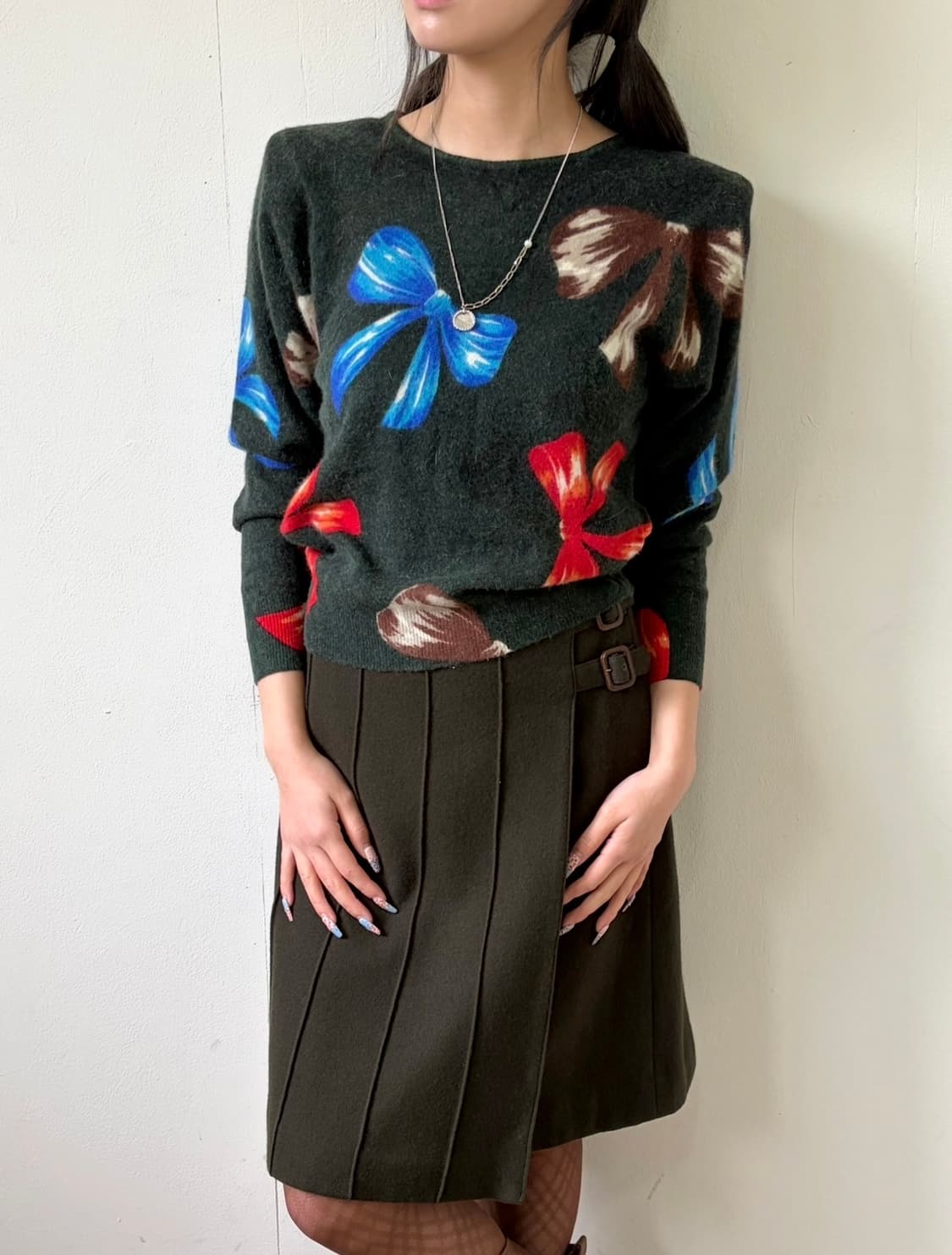 Chamois Royal 아트 리본스웨터 상품이미지4