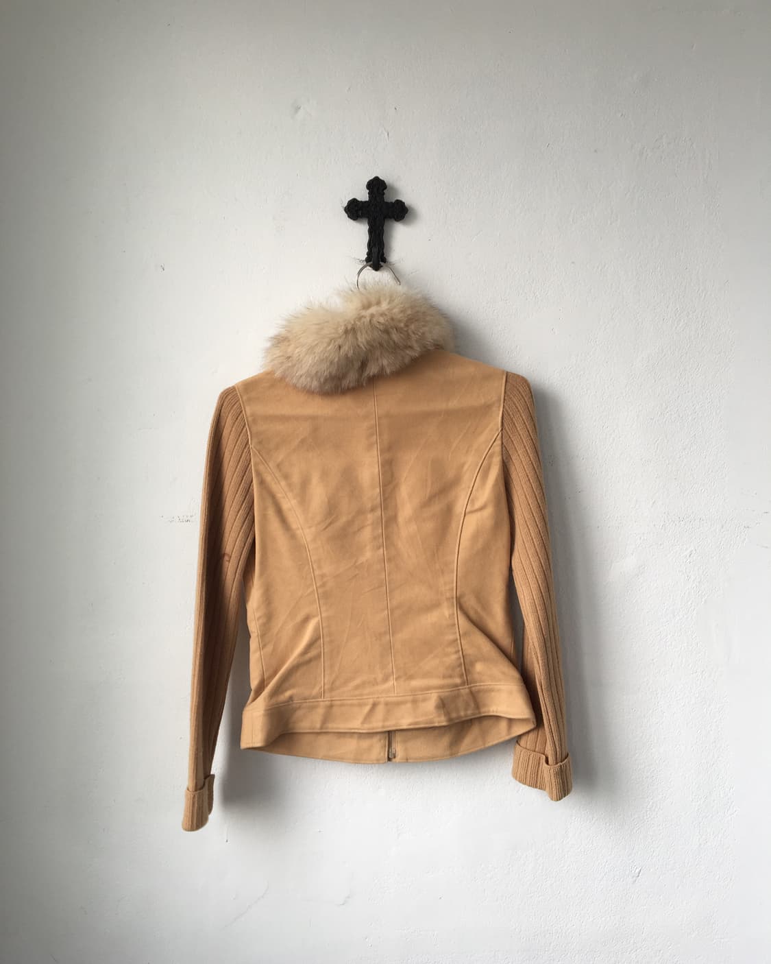 Fur collar point knitted zip up jacket 상품이미지3