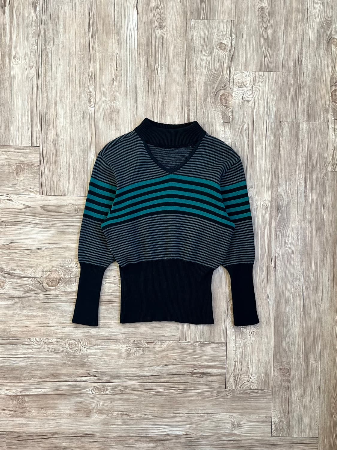 Karl Lagerfeld 홀터넥 스웨터 상품이미지1