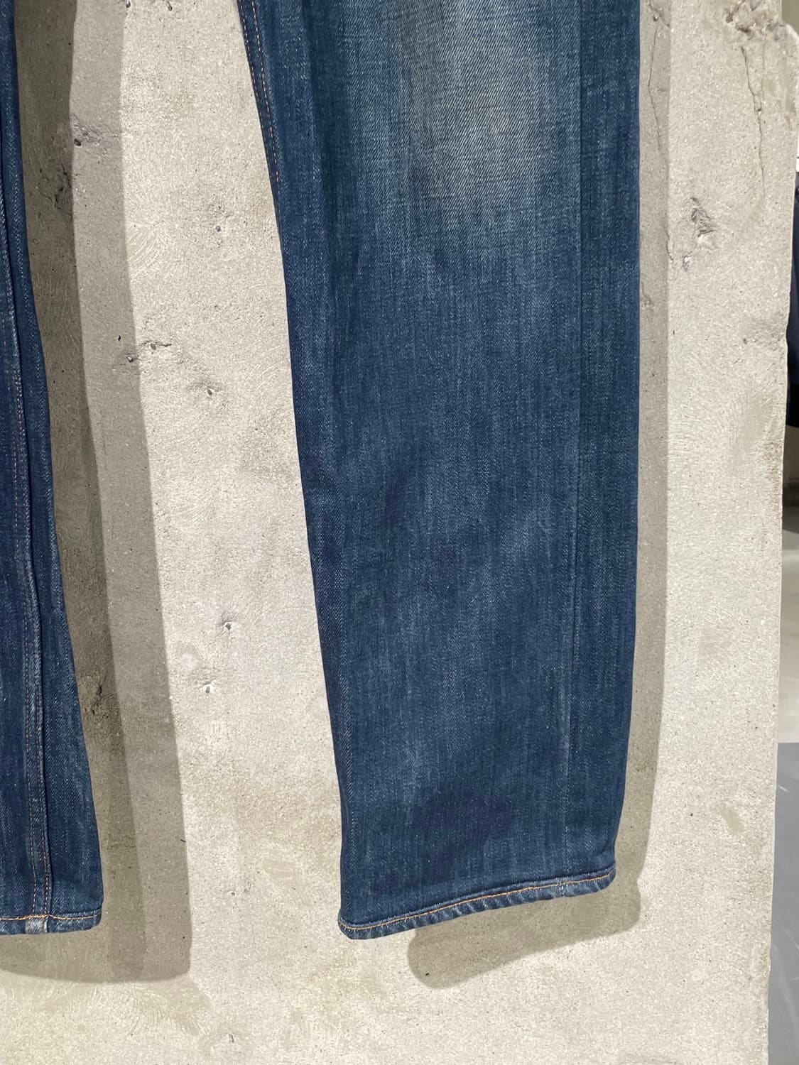 스톤 아일랜드 진청 와펜 워싱 데님 팬츠 상품이미지6