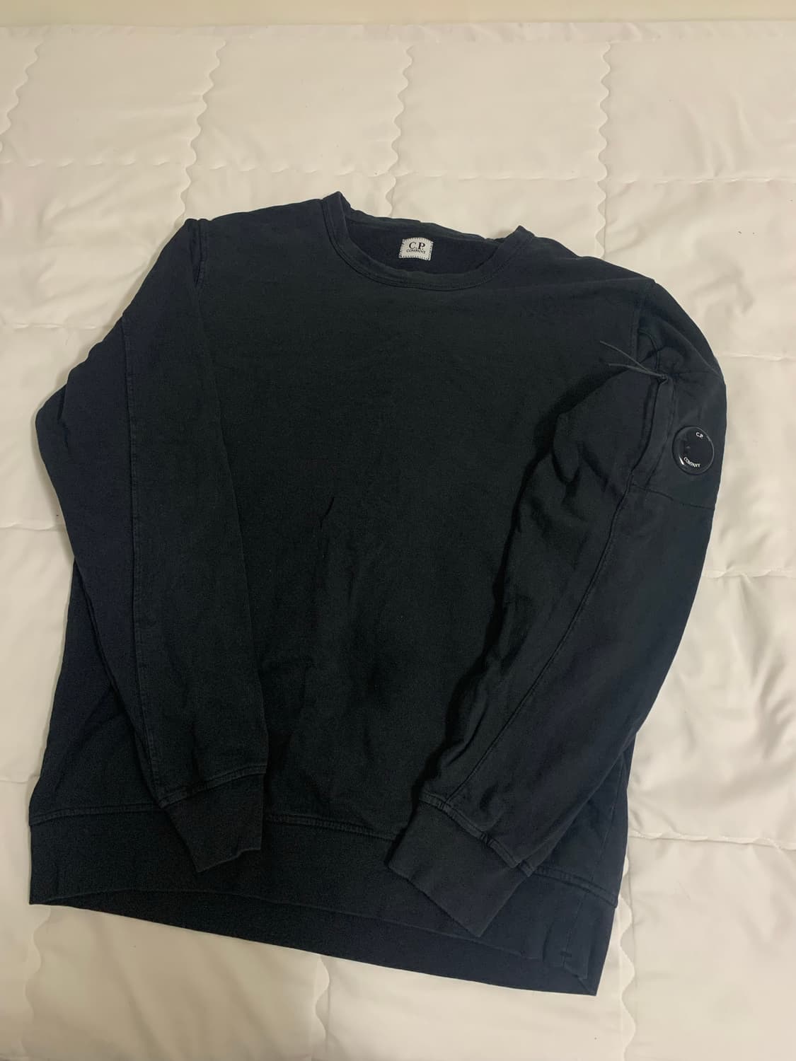 씨피컴퍼니 맨투맨 상품이미지1