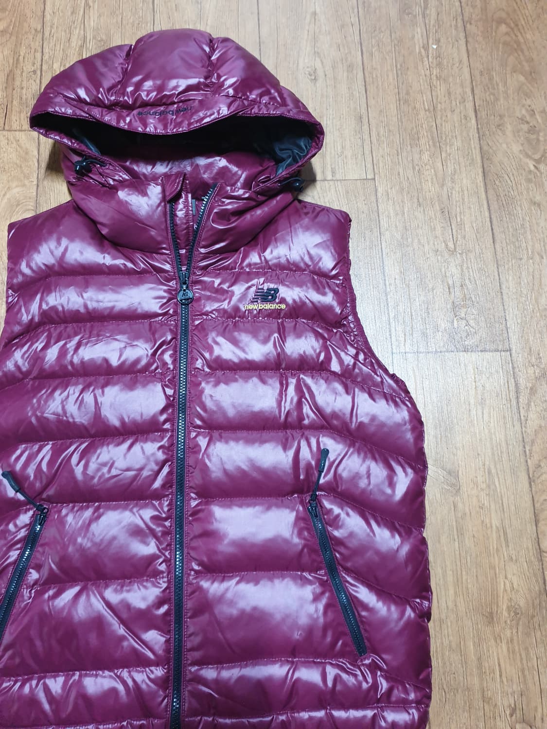1196 뉴발란스 패딩 후드조끼 95 사이즈입니다 상품이미지2