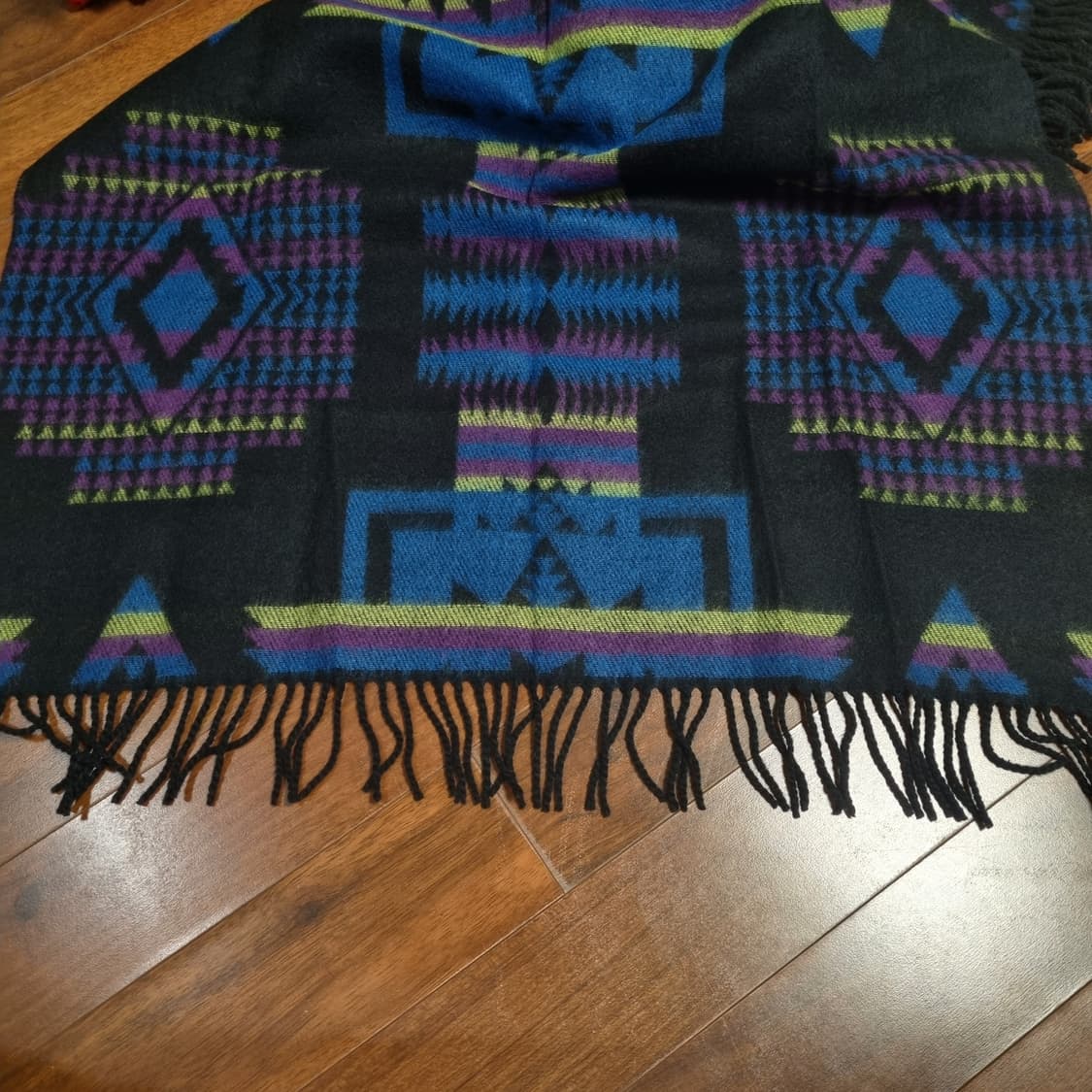 Jesi Lydia 도톰한 기하학무늬 목도리 숄 상품이미지5