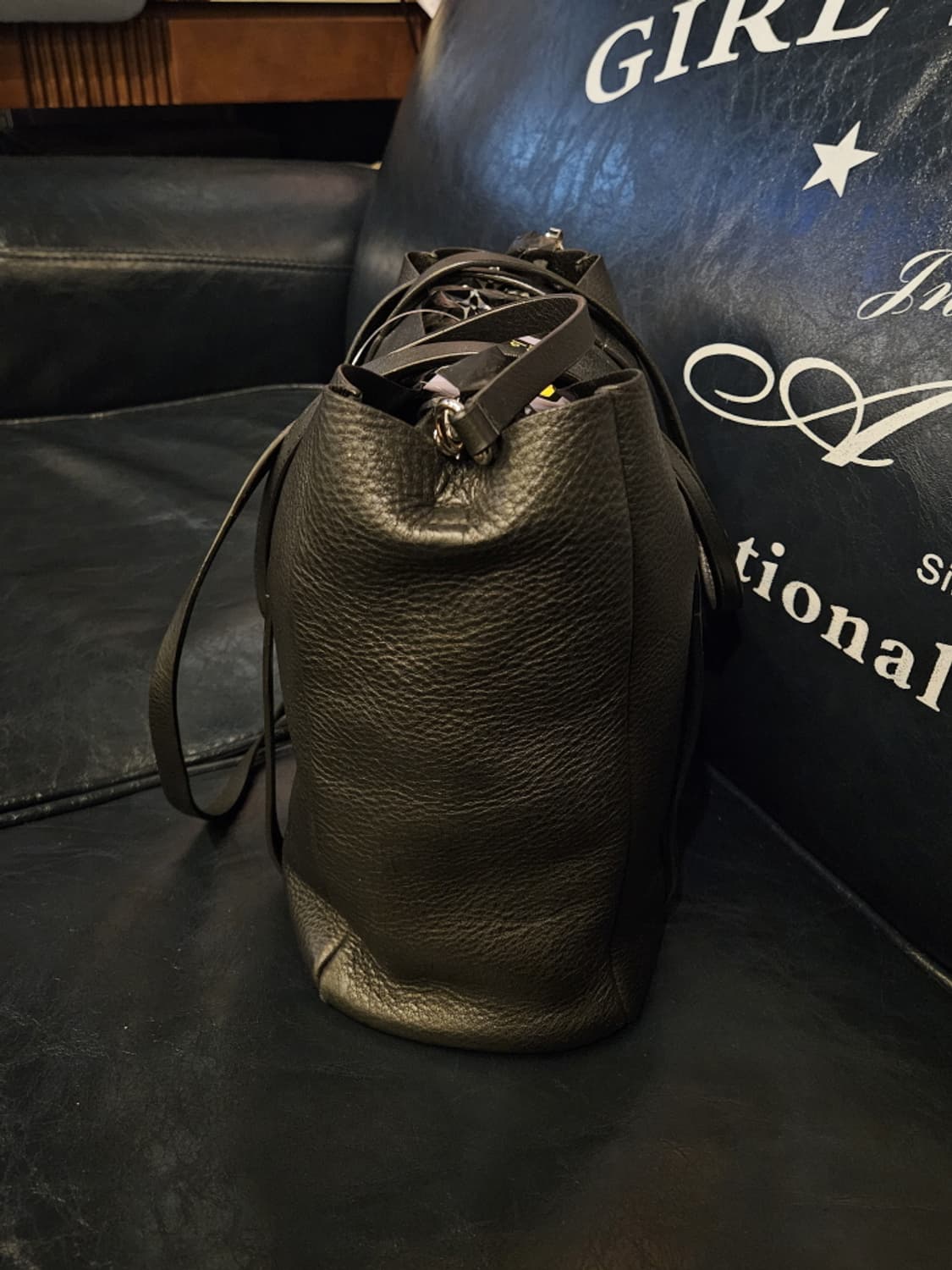 발렌시아가 블랙 에브리데이 토트백 ( 24X26X11 ) / 10029 상품이미지4