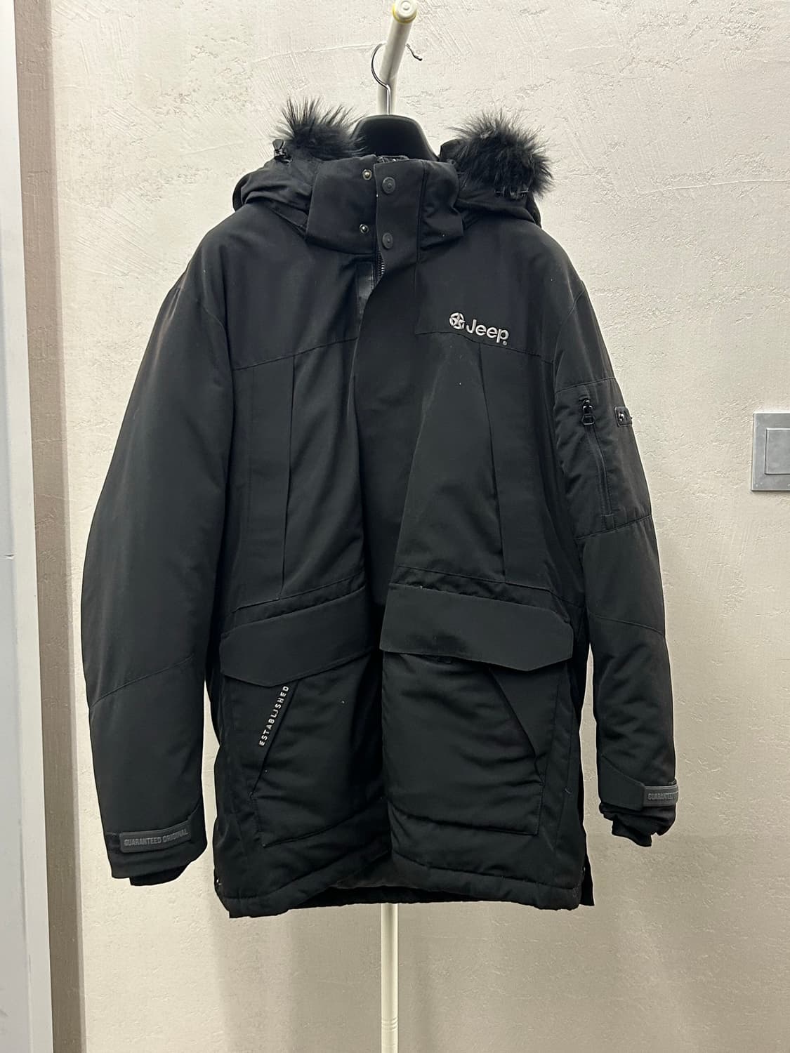Jeep 지프 후드 블랙 다운 패딩 상품이미지2
