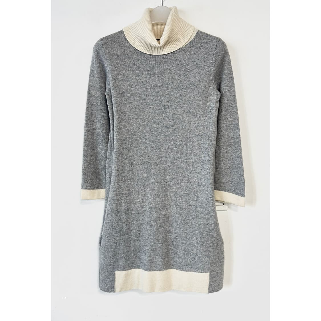 고비 캐시미어 100 배색 롱 니트 상품이미지1