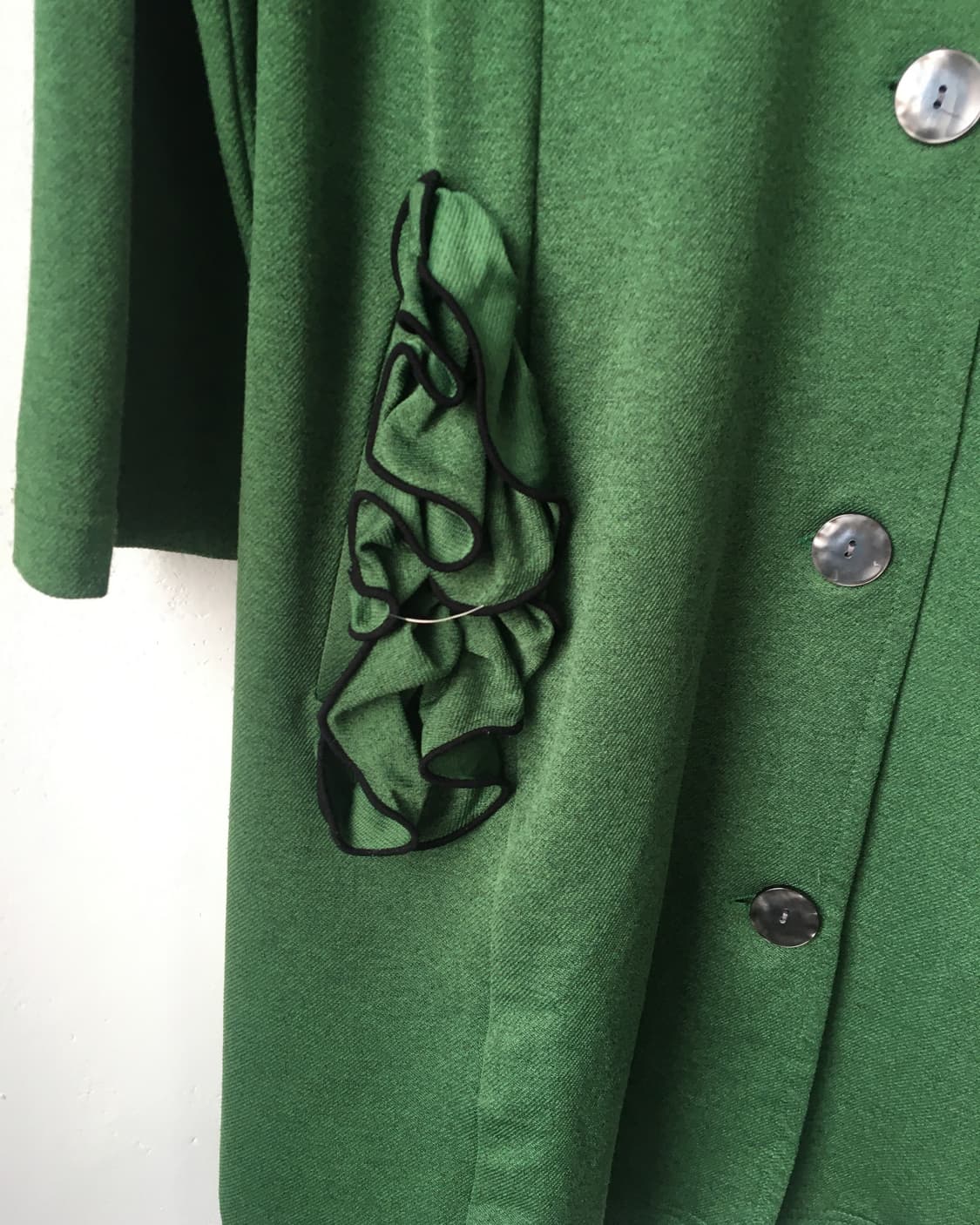 Frill point coat 상품이미지4