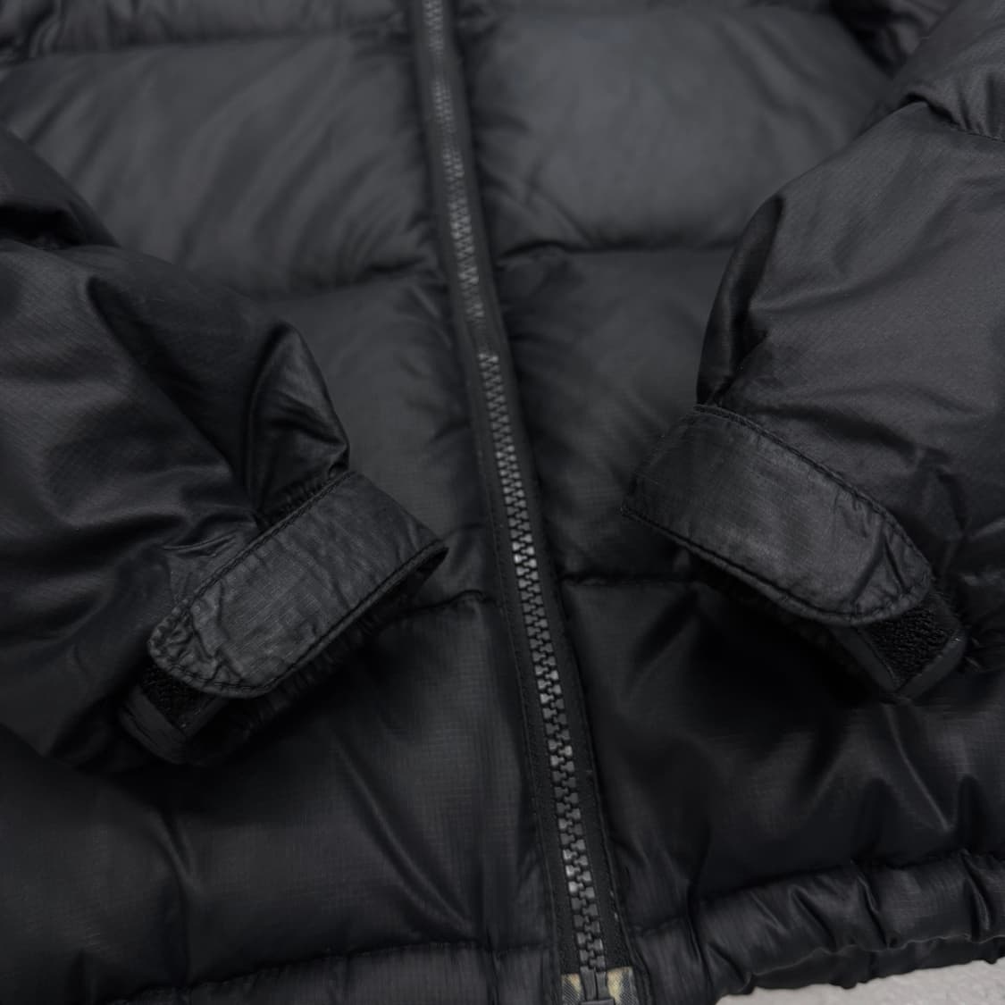 노스페이스 700 눕시 구스다운 푸퍼 패딩 블랙 상품이미지5