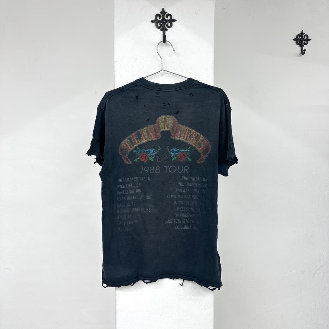Guns n Roses damaged 1988 tour short 상품이미지5