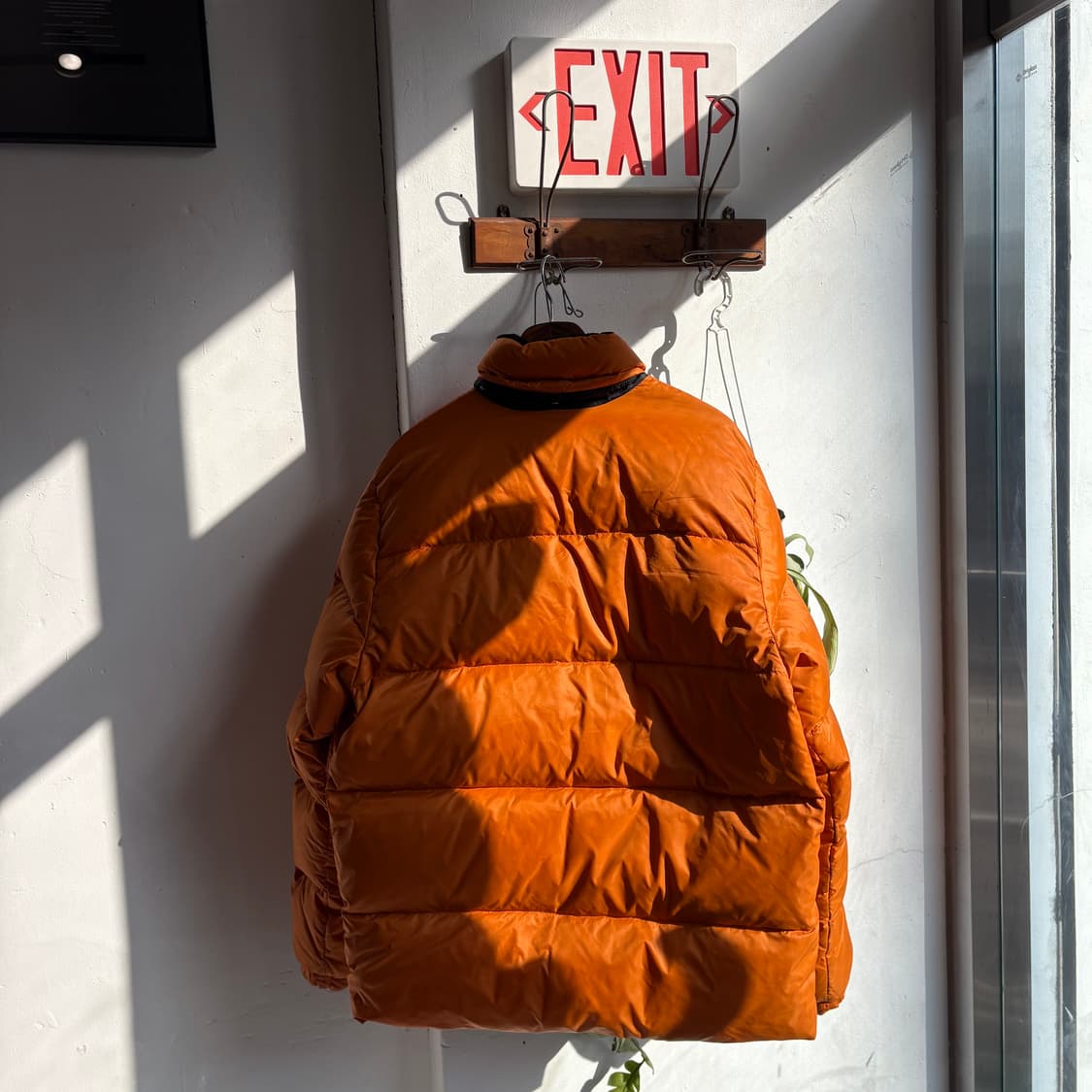 MONCLER 몽클레르 오렌지 마야 푸퍼 다운 자켓 상품이미지6