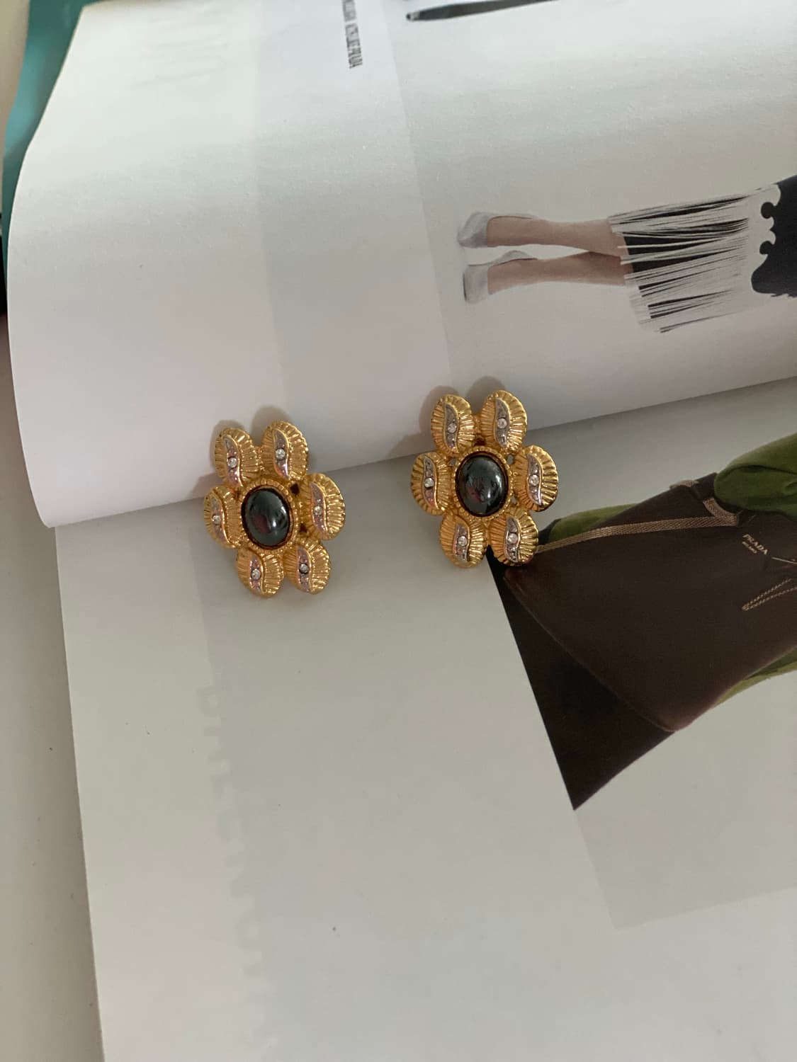 빈티지 골드 플라워 귀찌 귀걸이 상품이미지2