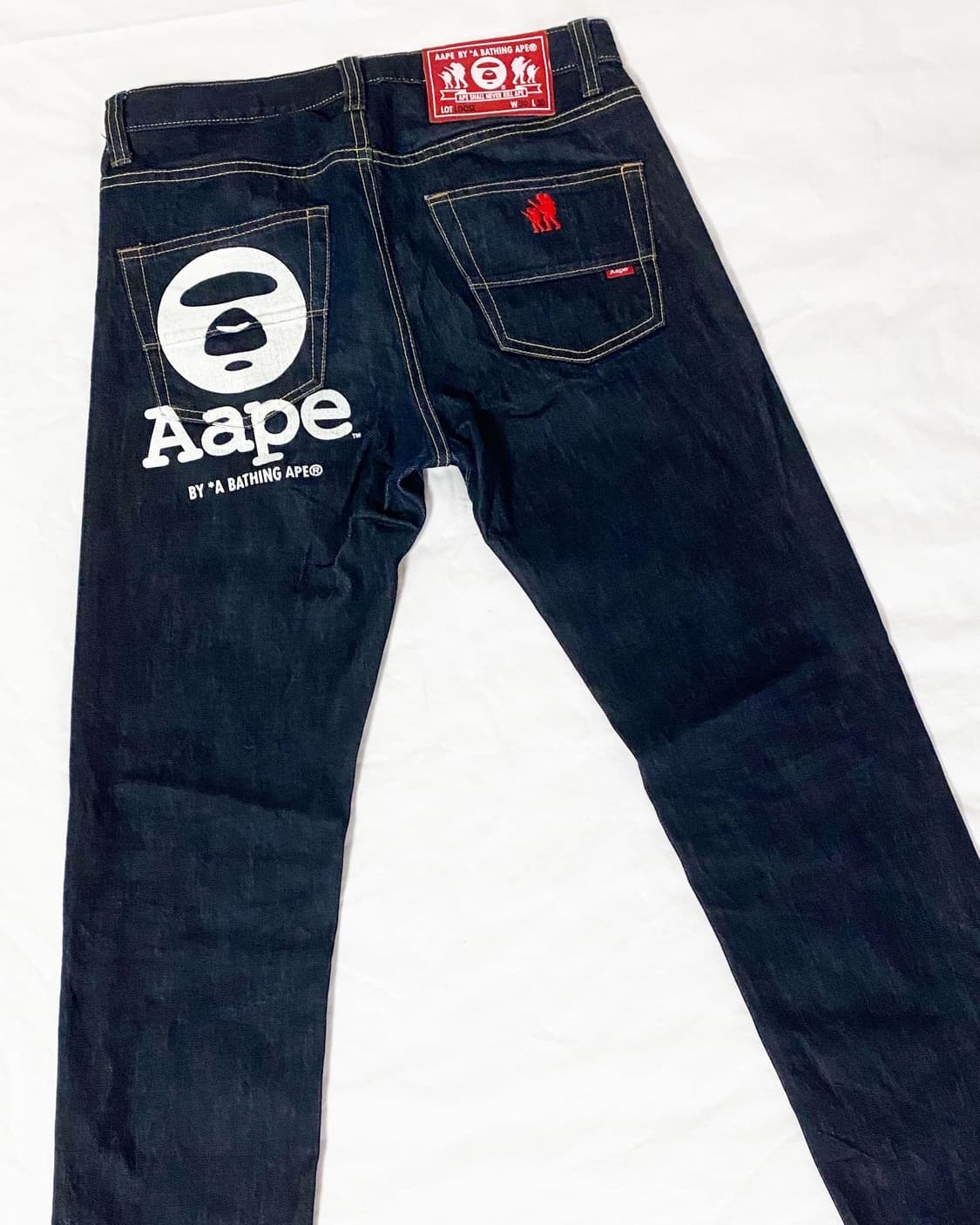 AAPE(BAPE/베이프) - 밀로 프린트 데님 팬츠 상품이미지2