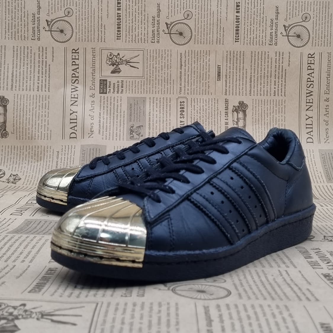 아디다스 슈퍼스타 메탈 스니커즈 240 상품이미지1