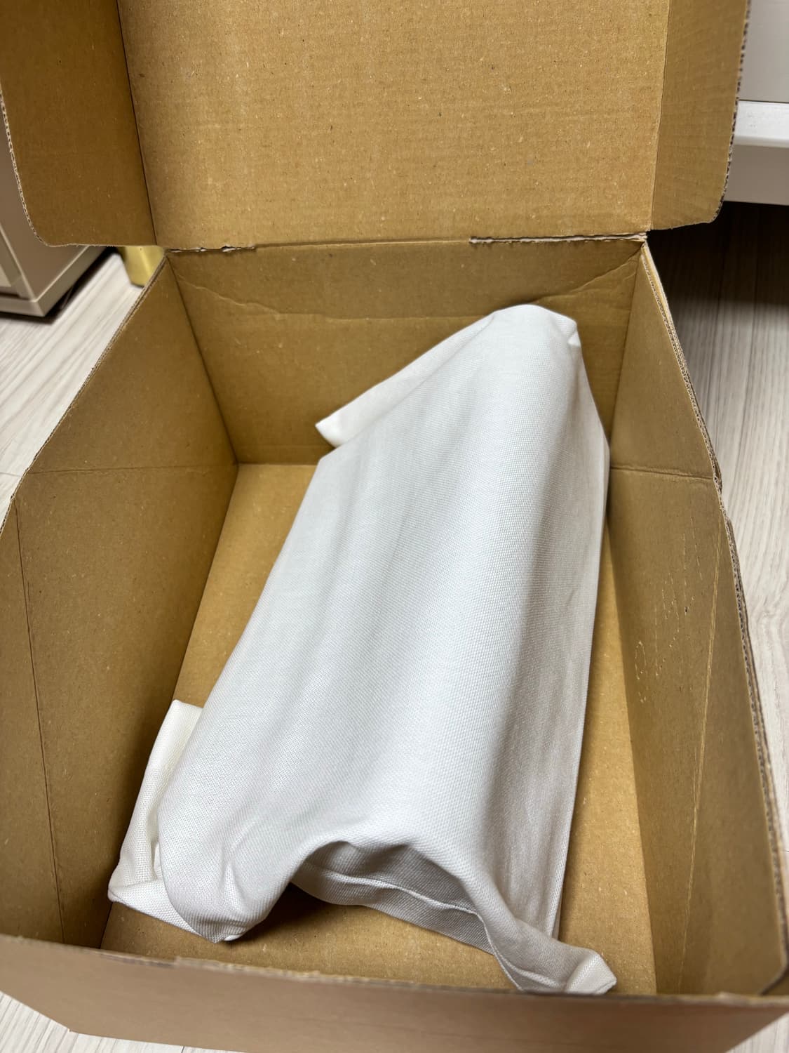 더로우 페기백 페기클러치 블랙 상품이미지3