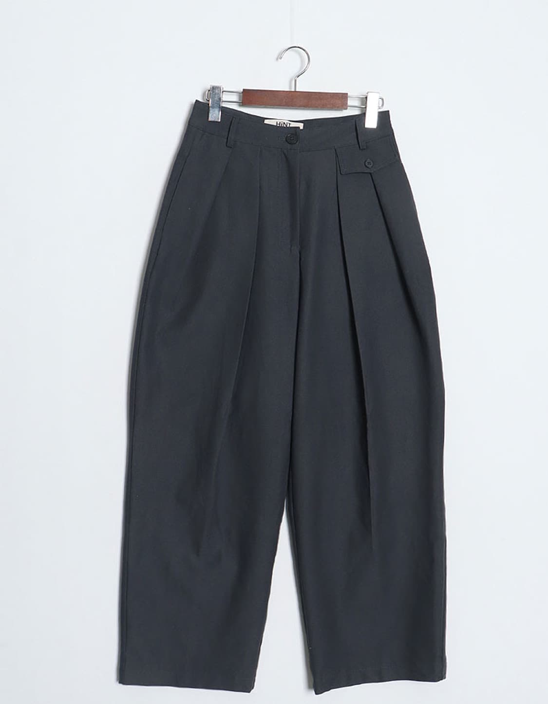 HiNT Tuck Wide Tapered Slacks (28) 상품이미지1