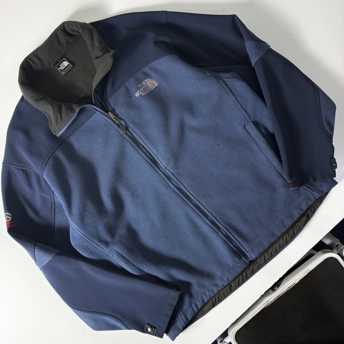 The northface  노스페이스 서밋시리즈 다크블루 플리스 자켓   상품이미지2