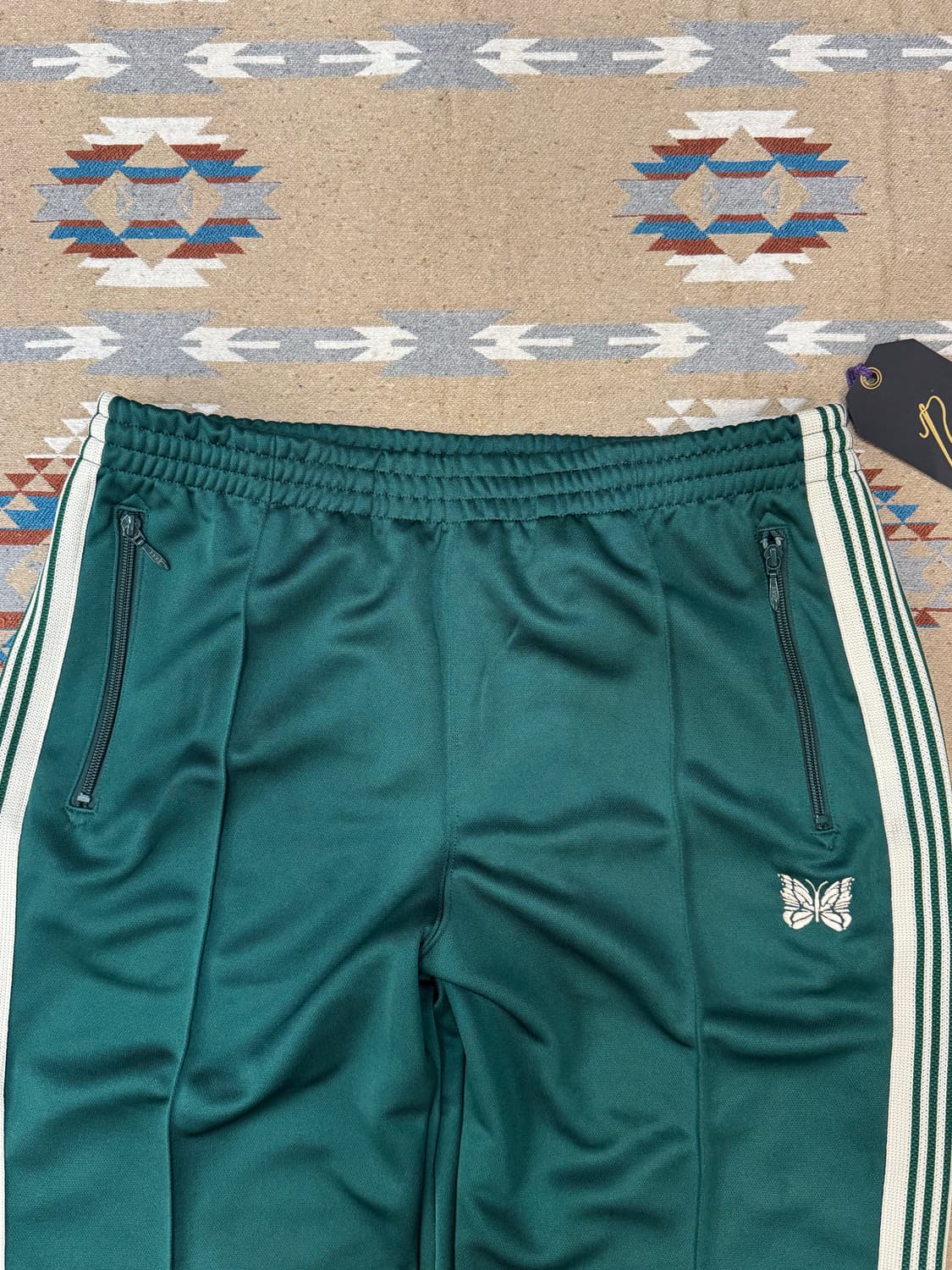 [L] 니들스 트랙 팬츠 스트레이트핏 그린 - LHP 한정 상품이미지2