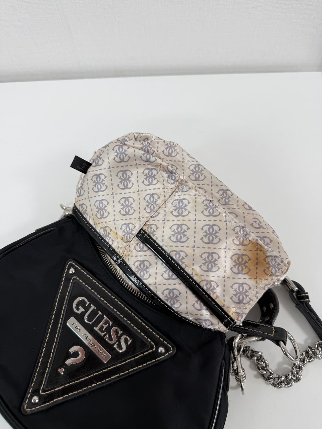 게스 나일론 투웨이 크로스백 상품이미지5