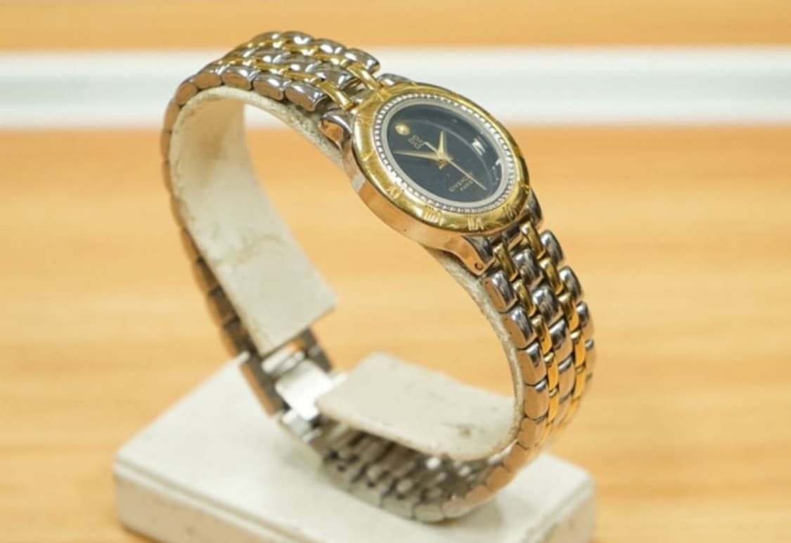 90s 지방시 여성용 콤비 쿼츠 시계 상품이미지3