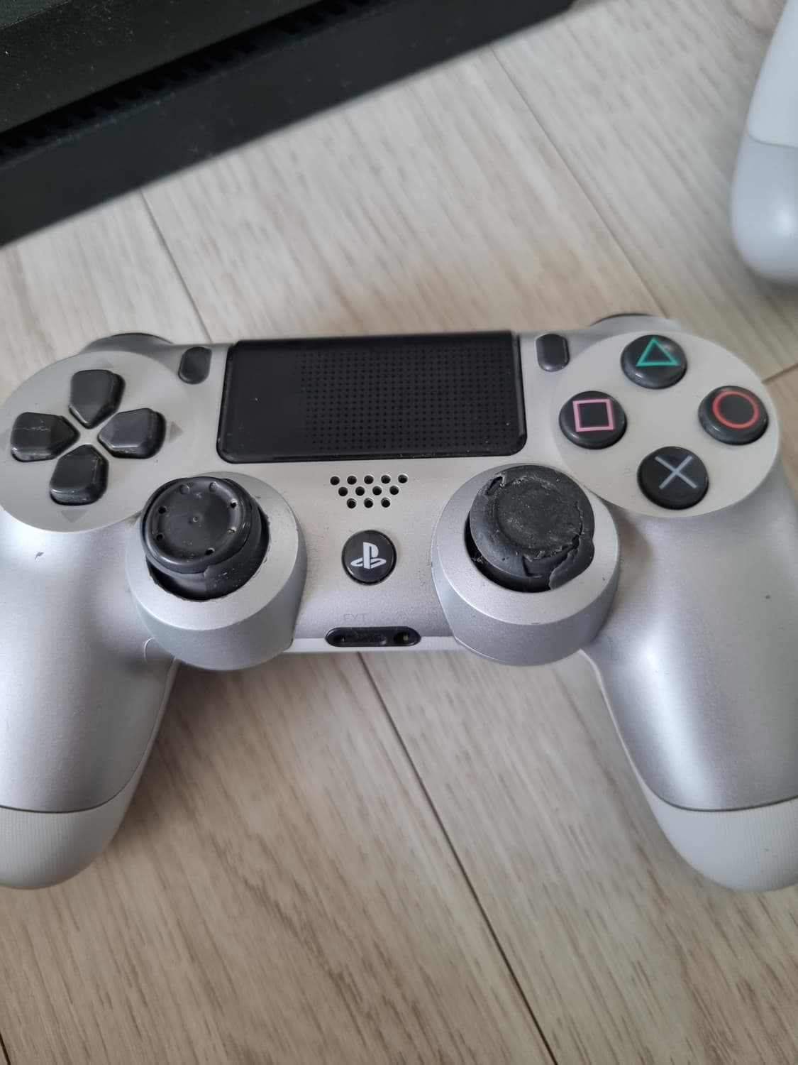 ps4 cuh-1205a 상품이미지3