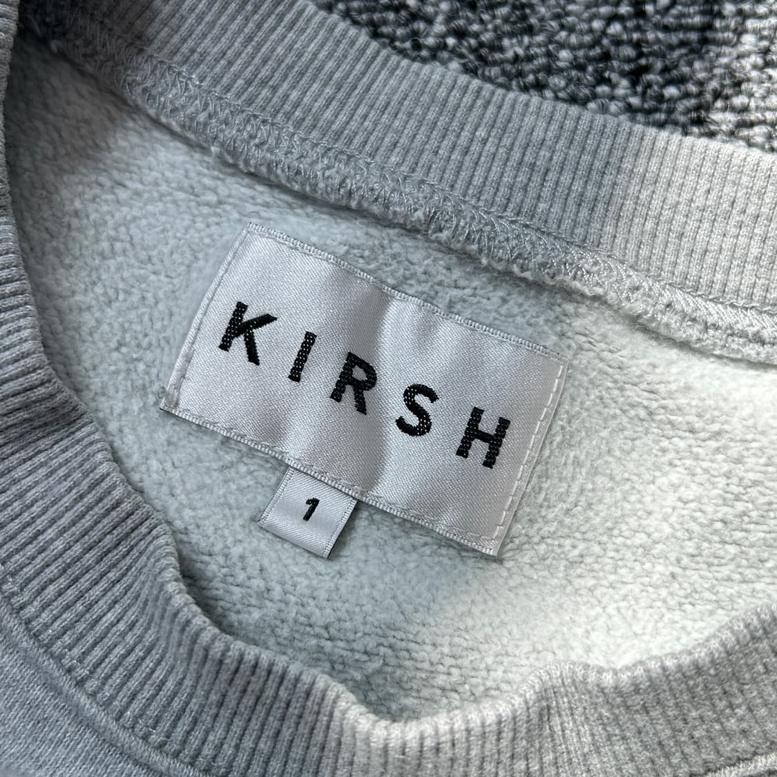 키르시 빅체리 그레이 맨투맨 상품이미지8