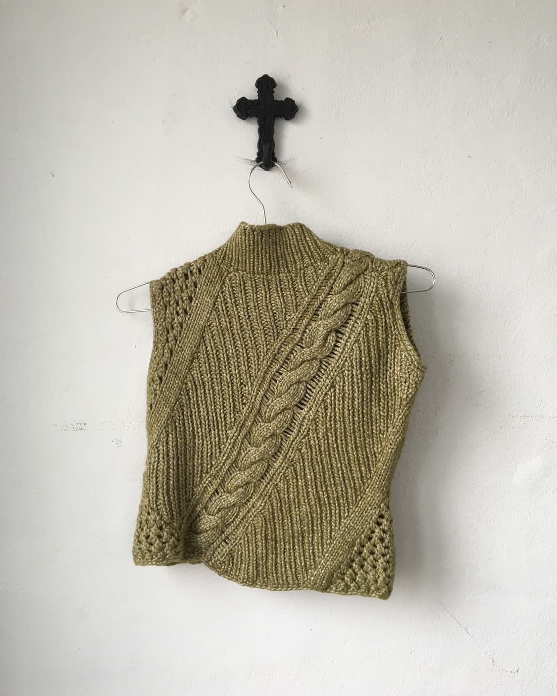 High neck cable pattern knit sleeveless 상품이미지2