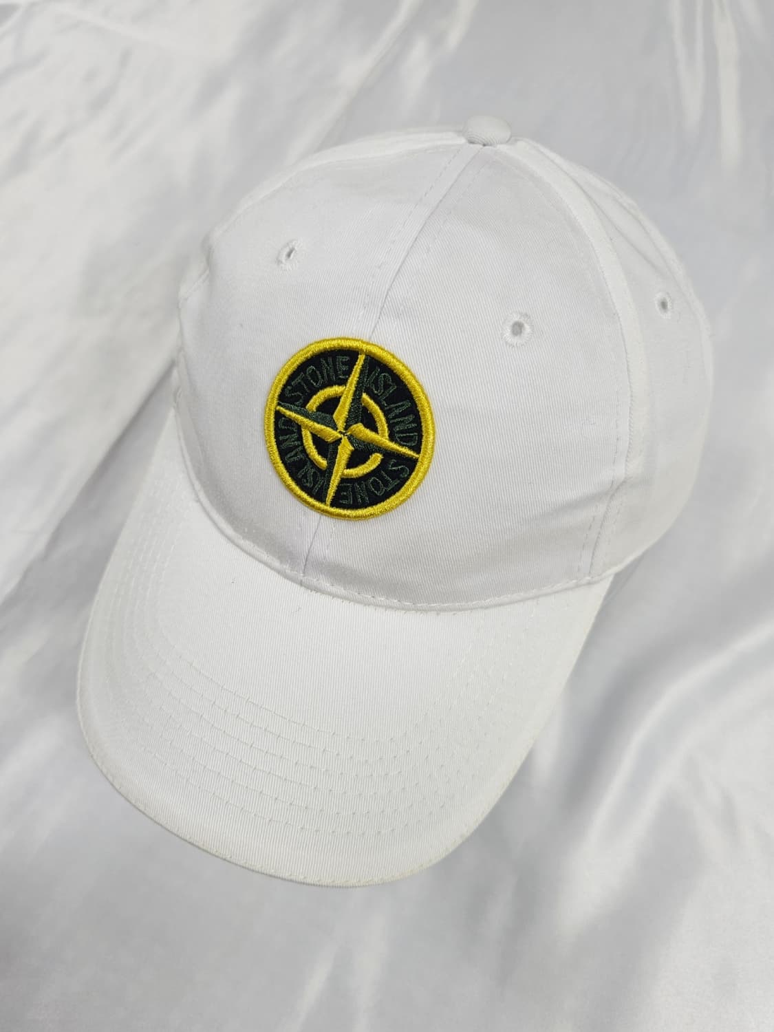 스톤아일랜드볼캡 상품이미지1