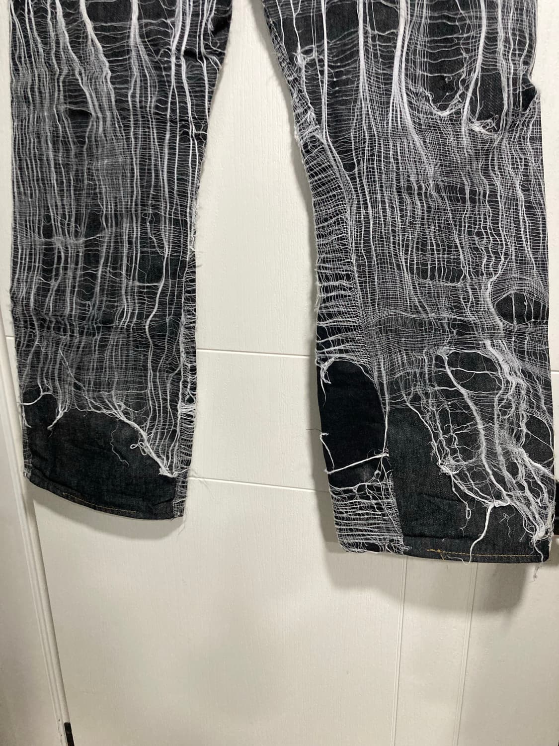스파이더웹 데님 팬츠 상품이미지10