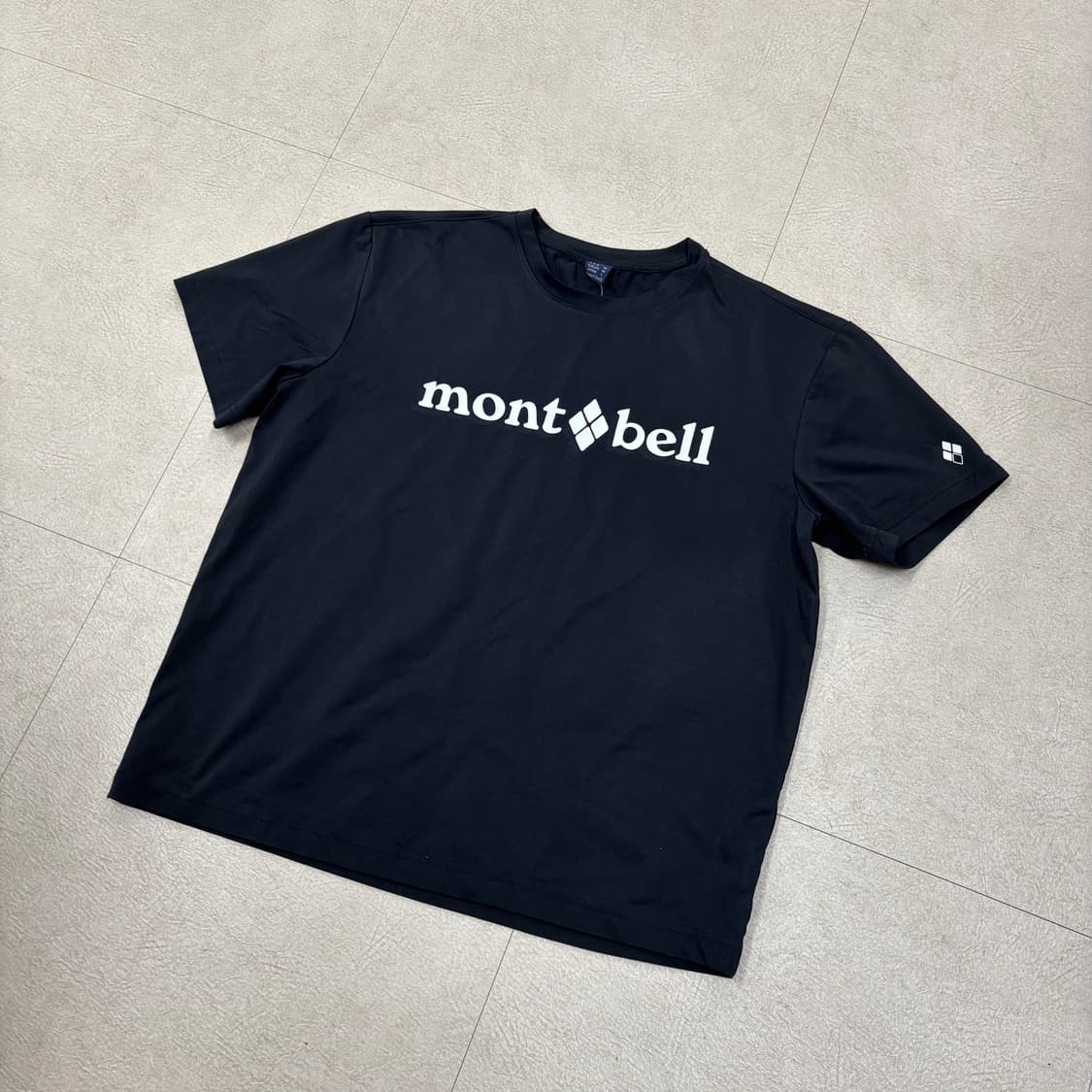 몽벨 빅로고 스포티 반팔티 상품이미지1