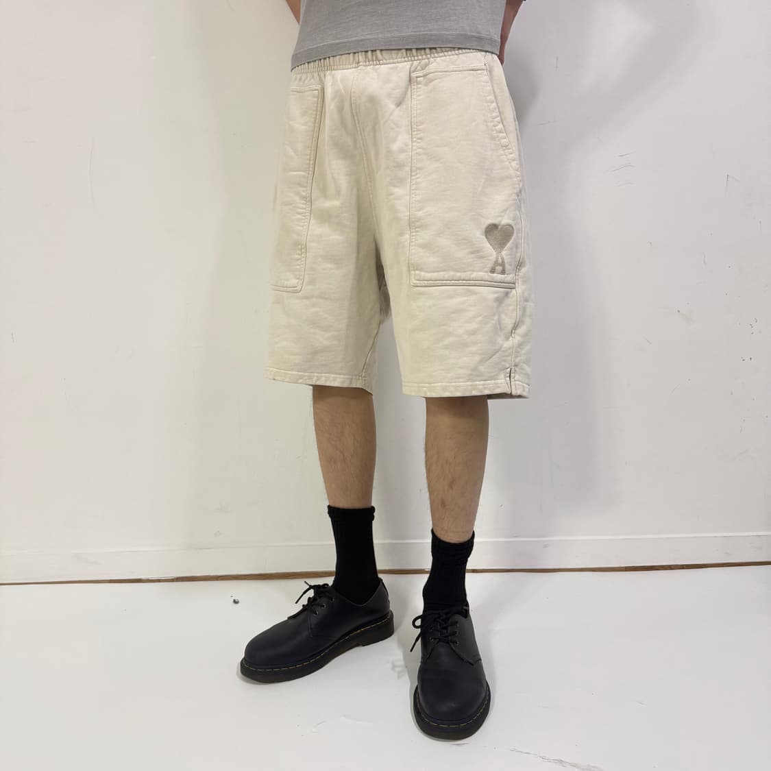 아미 화이트로고 반바지  상품이미지3