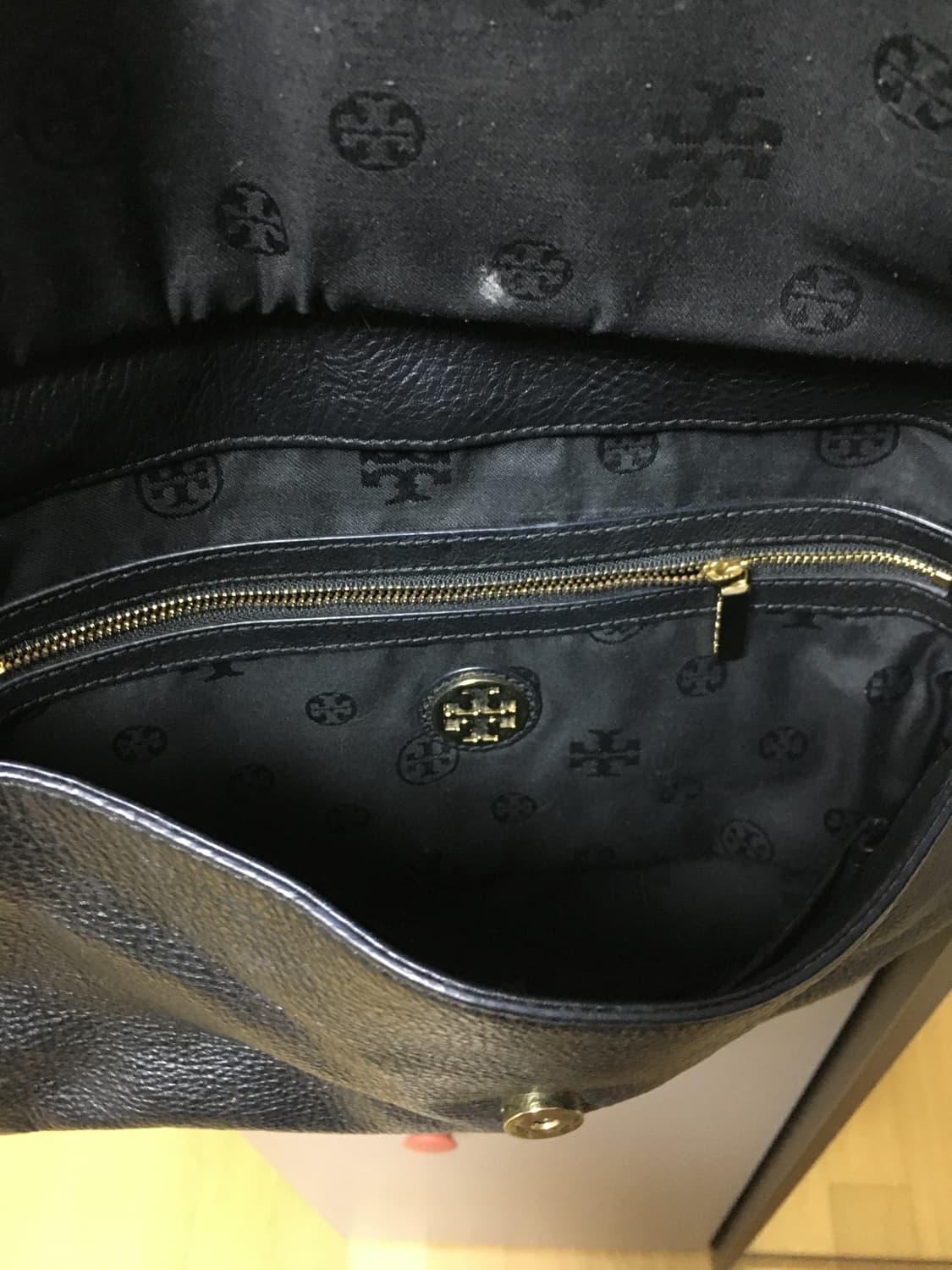 토리버치 레더 체인 숄더백 상품이미지3