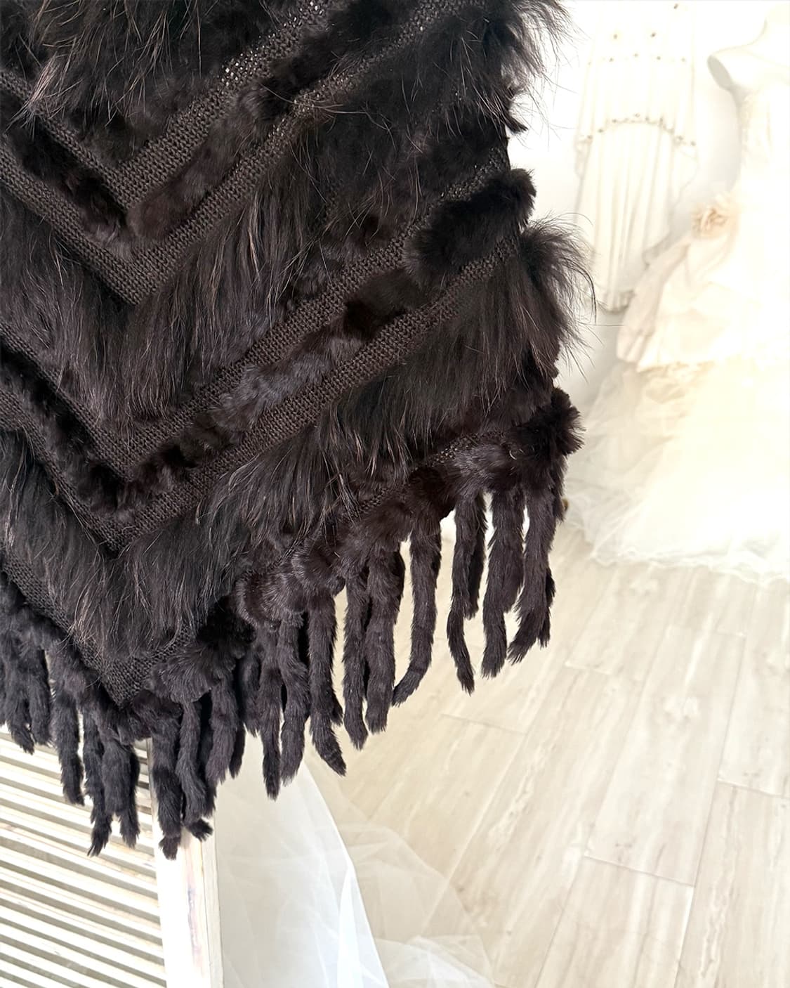 Deep brown fairy rabbit fur cape 상품이미지8