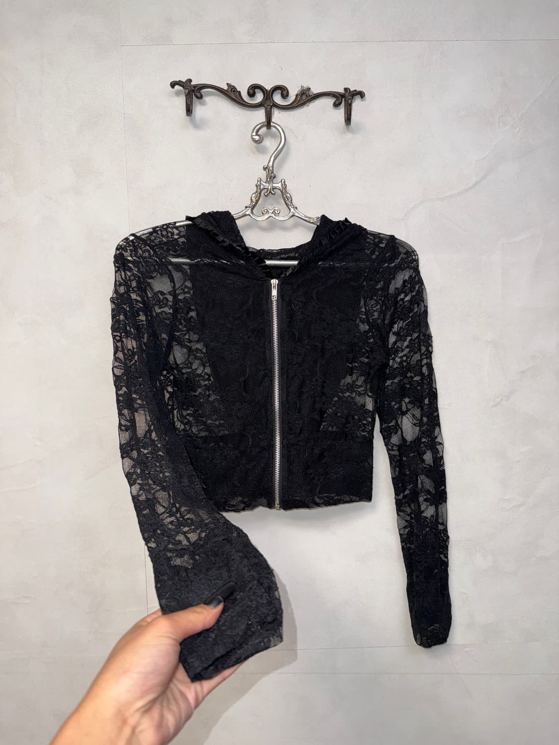 Black floral lace crop hood zipup 상품이미지4