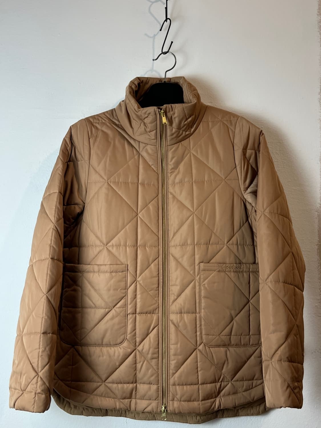 바버 다이아몬드 퀼팅 스탠드 카라 자켓 상품이미지3