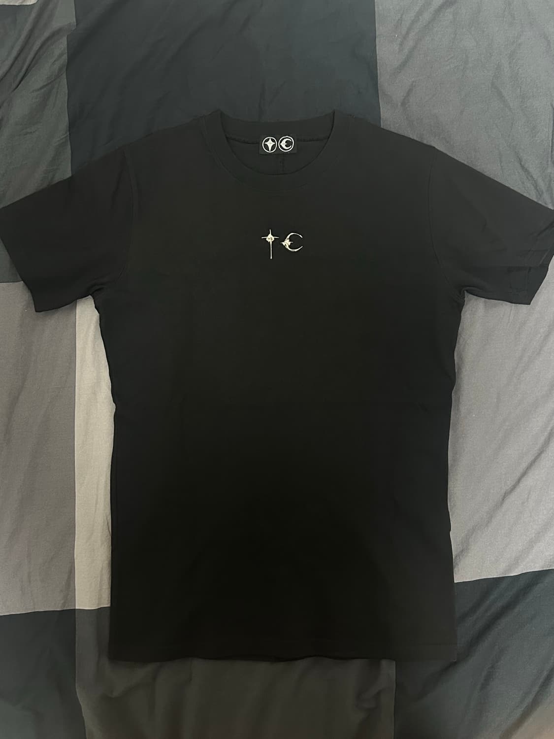 떠그클럽 슬림 반팔티 상품이미지1