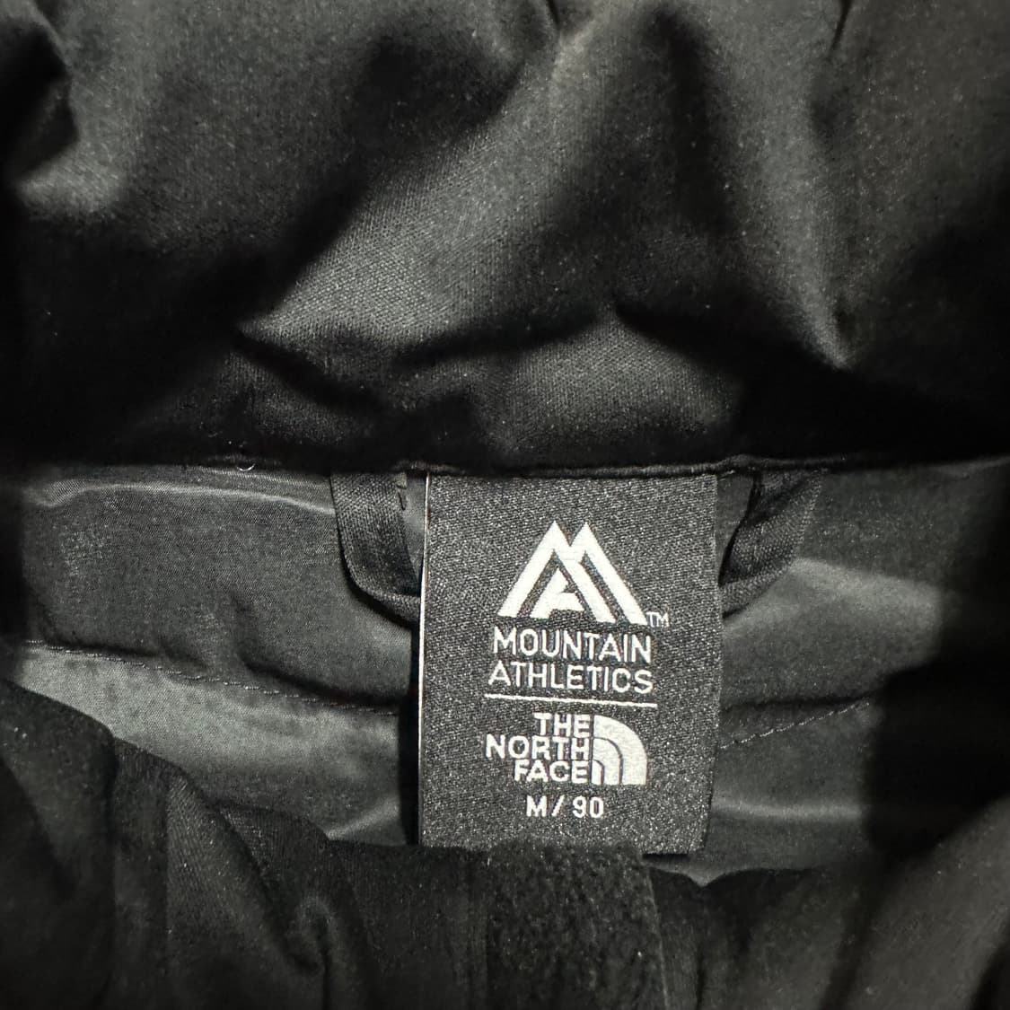 노스페이스 경량패딩 상품이미지3